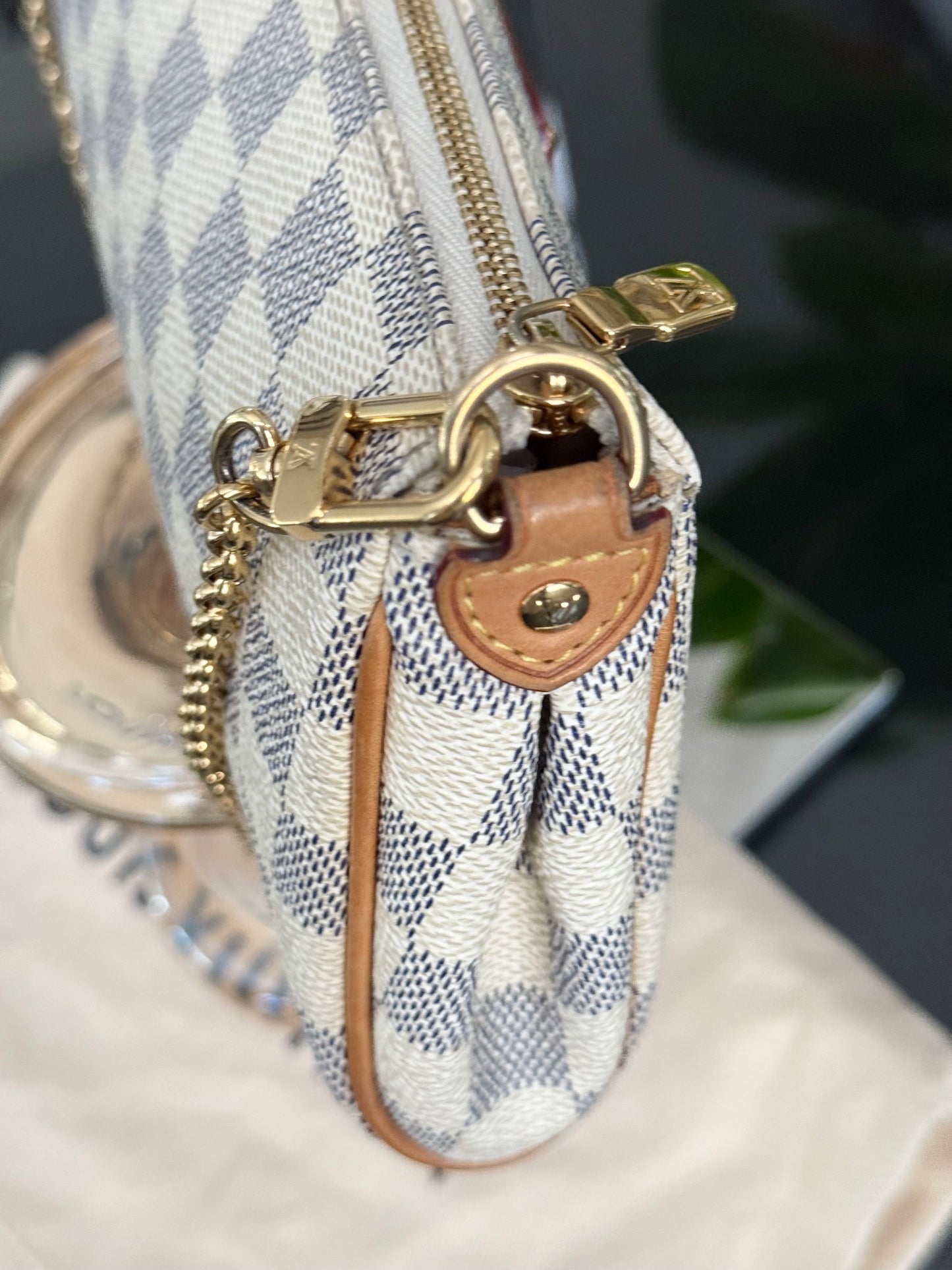 Eva Clutch in Azur with Dustbag and box ๐๏ธ Year: 2010