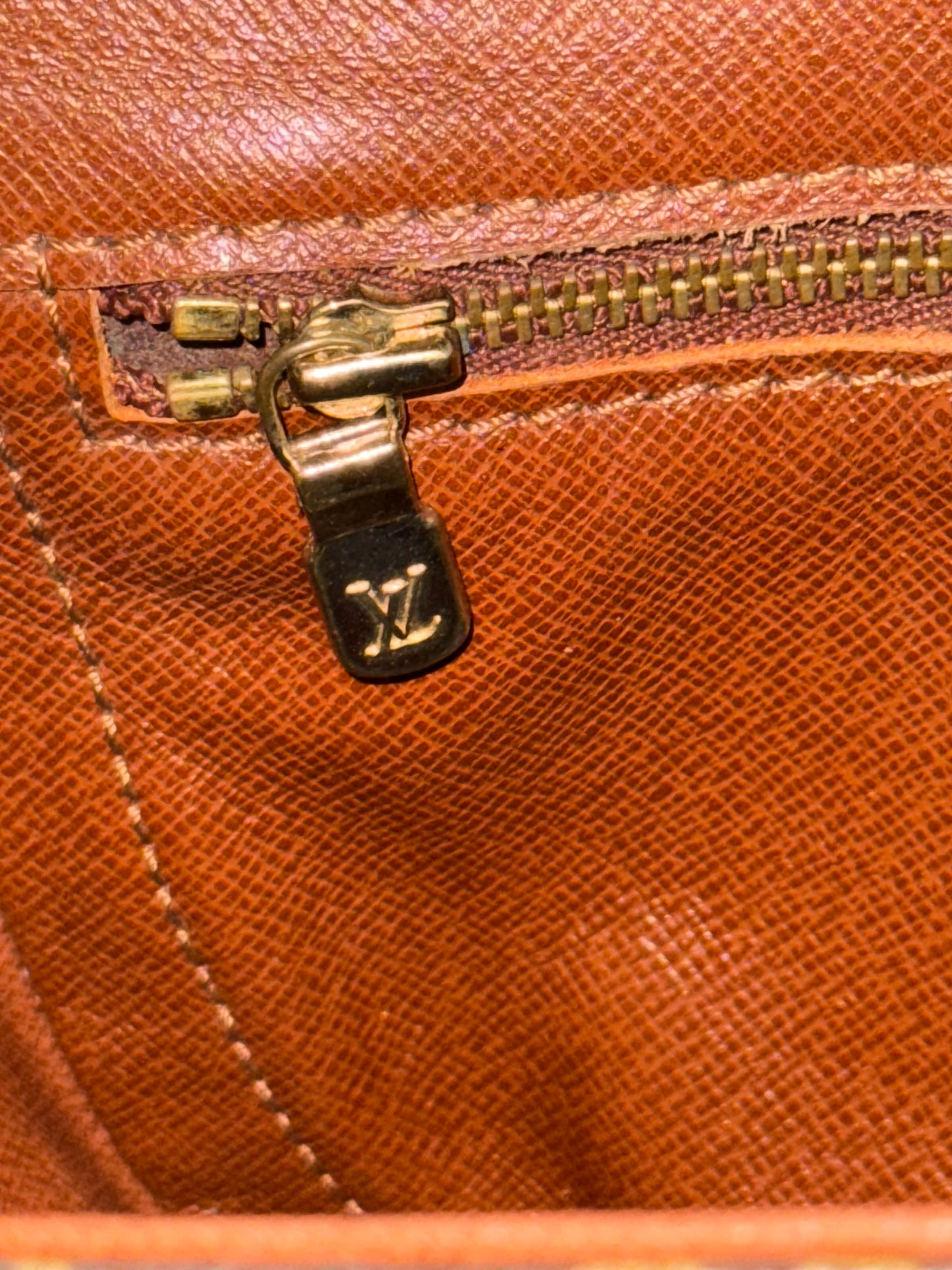Chantilly PM Crossbody Bag