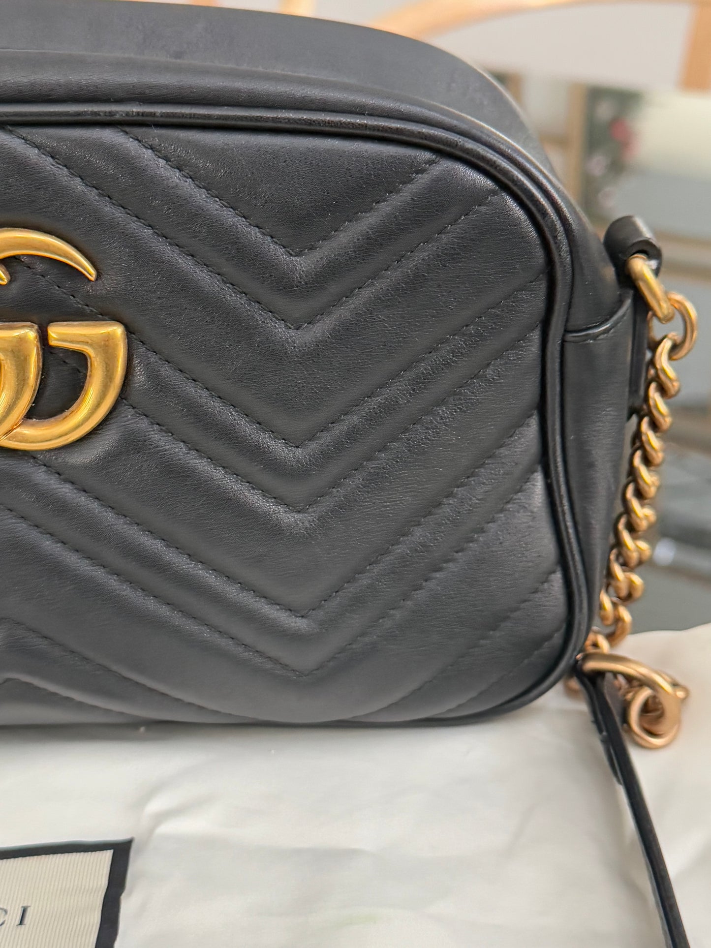 GUCCI Marmont Chain Small Shoulder/ Crossbody Bag