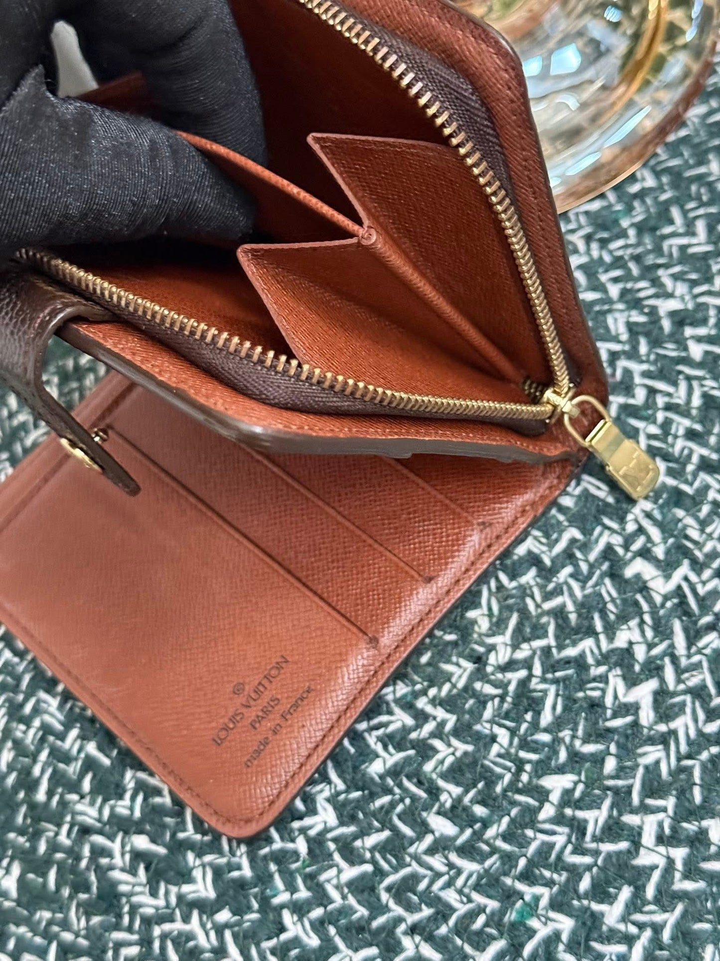 Monogram Zip Around Compact Wallet ๐๏ธ Year: 1999