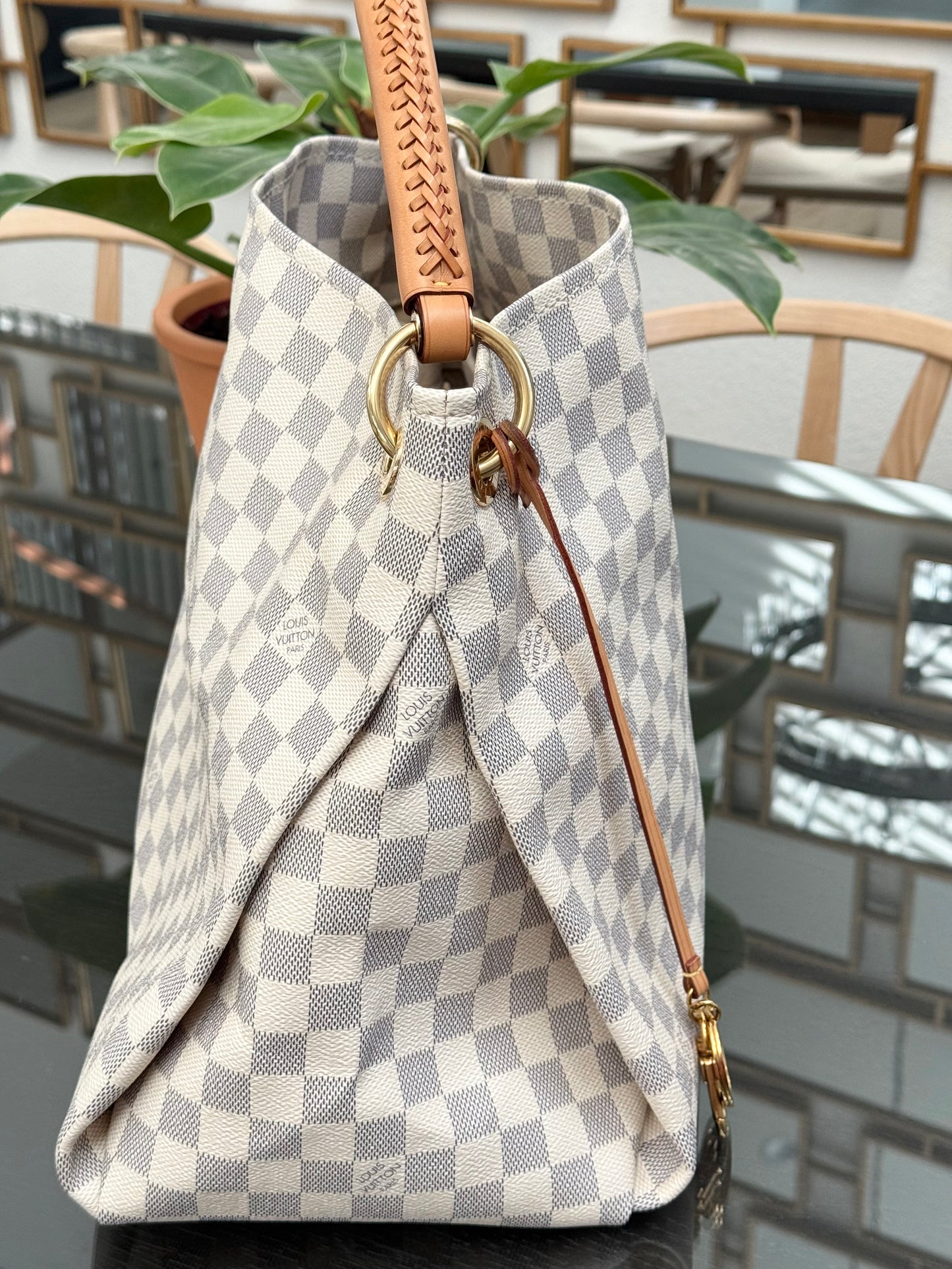 Artsy MM Azur with Dustbag - 📅 Year: 2016