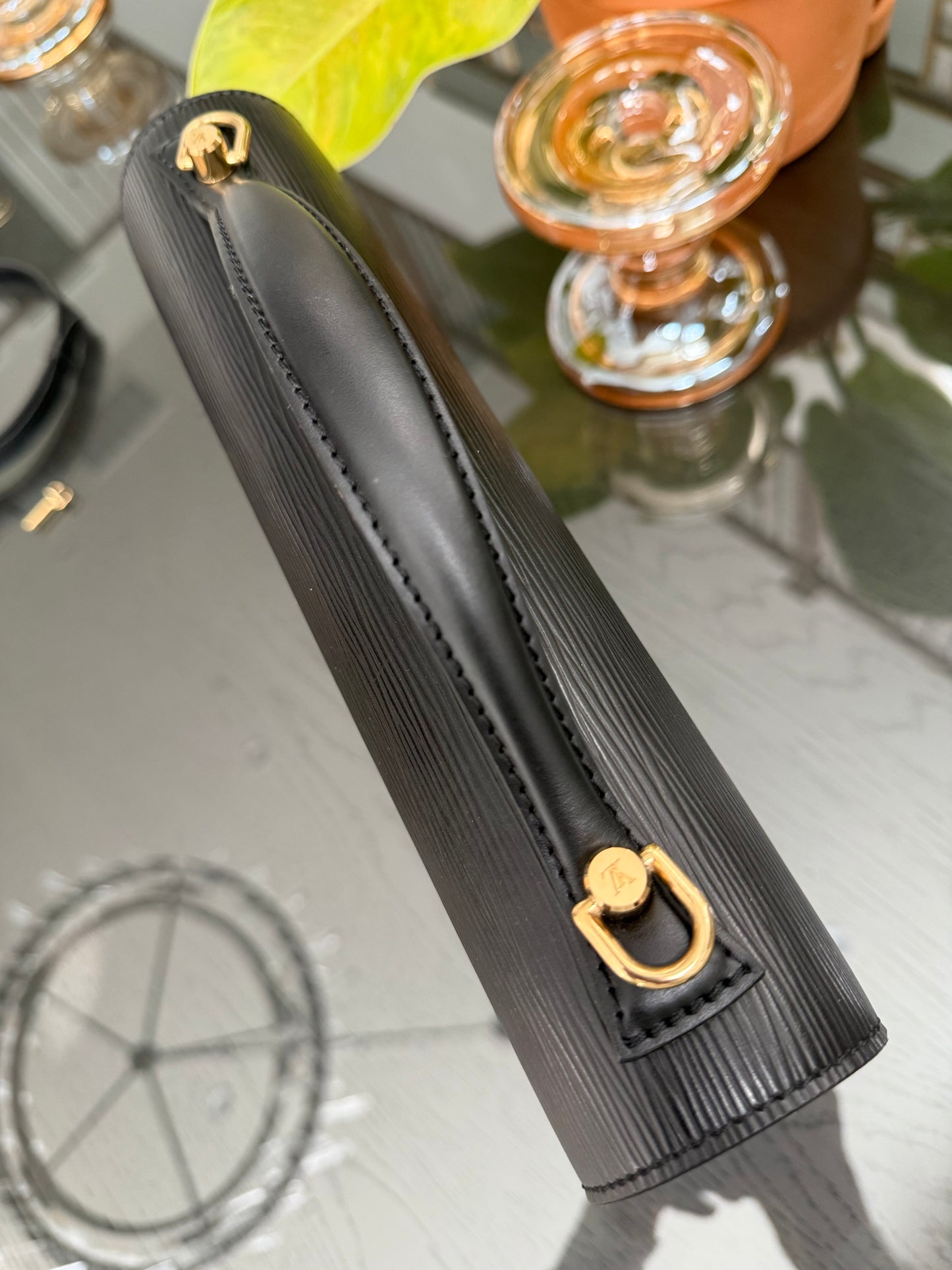 Epi Black Monceau 28 Crossbody 2 Way Bag - 📅 Year: 1997