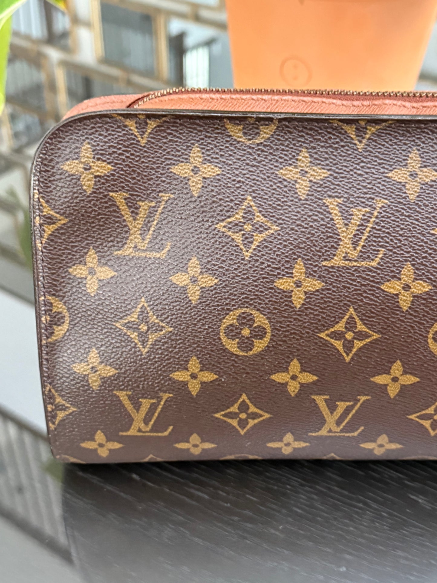 Orsay Clutch
๐๏ธ Year: 1993