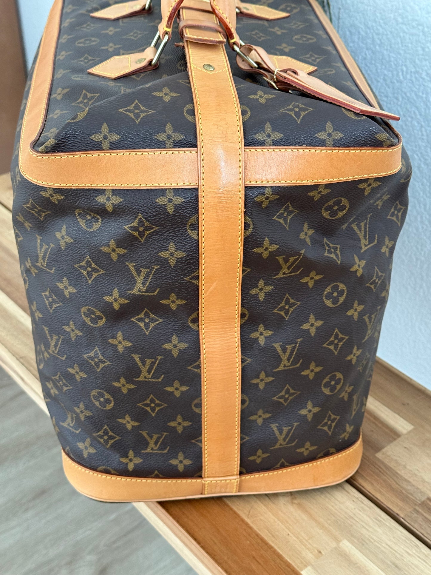 Cruiser 45 with Luggage tag and poignet ποΈ Year: 1999