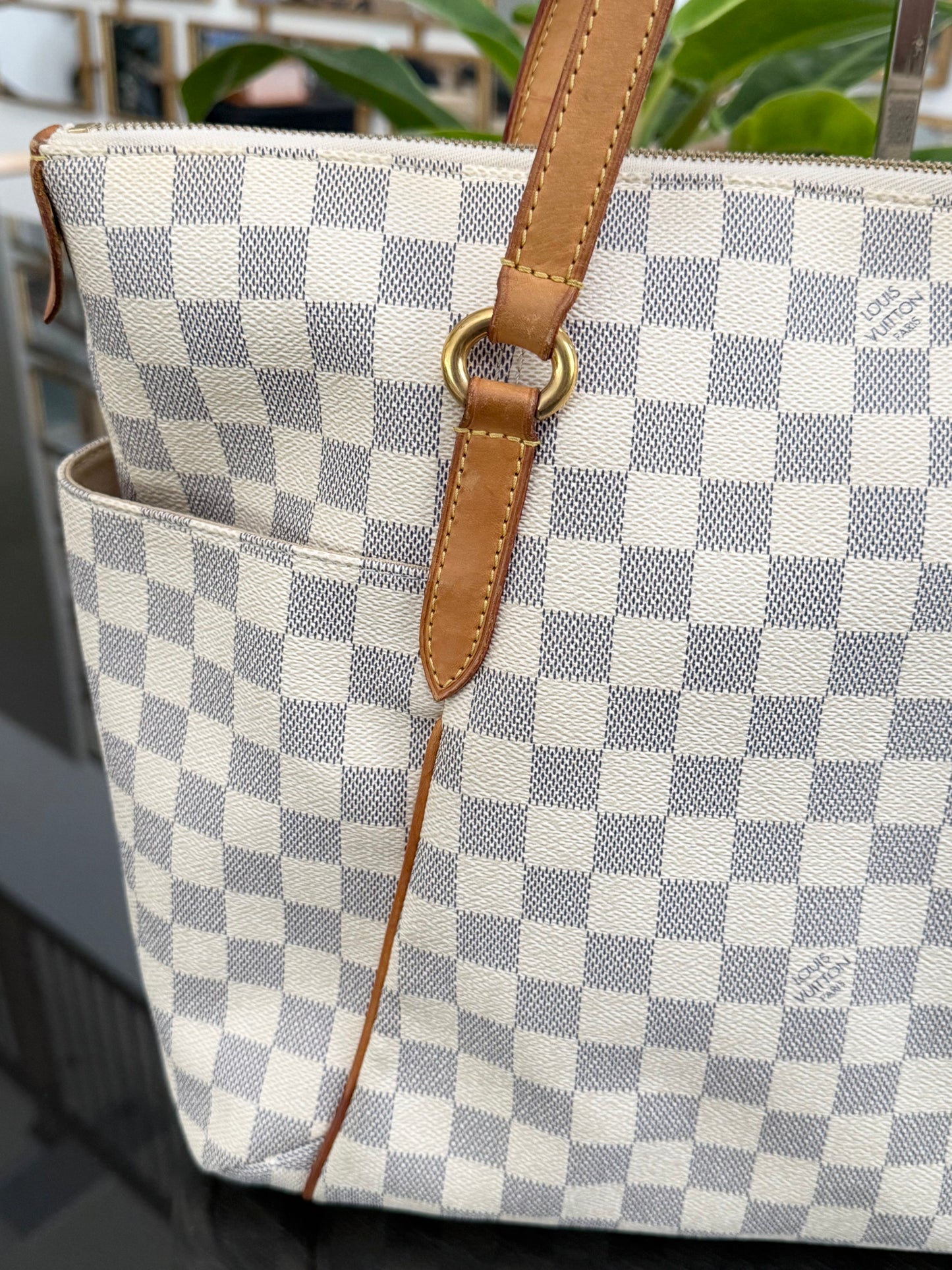 Totally MM in Azur with Dustbag -Year: 2011