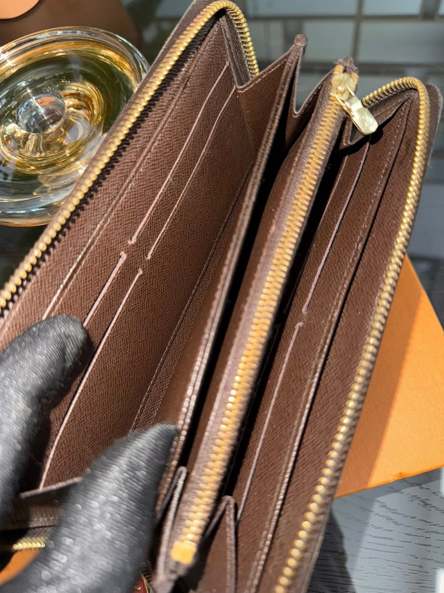 Zippy Long Wallet in DE with Box Year: 2013