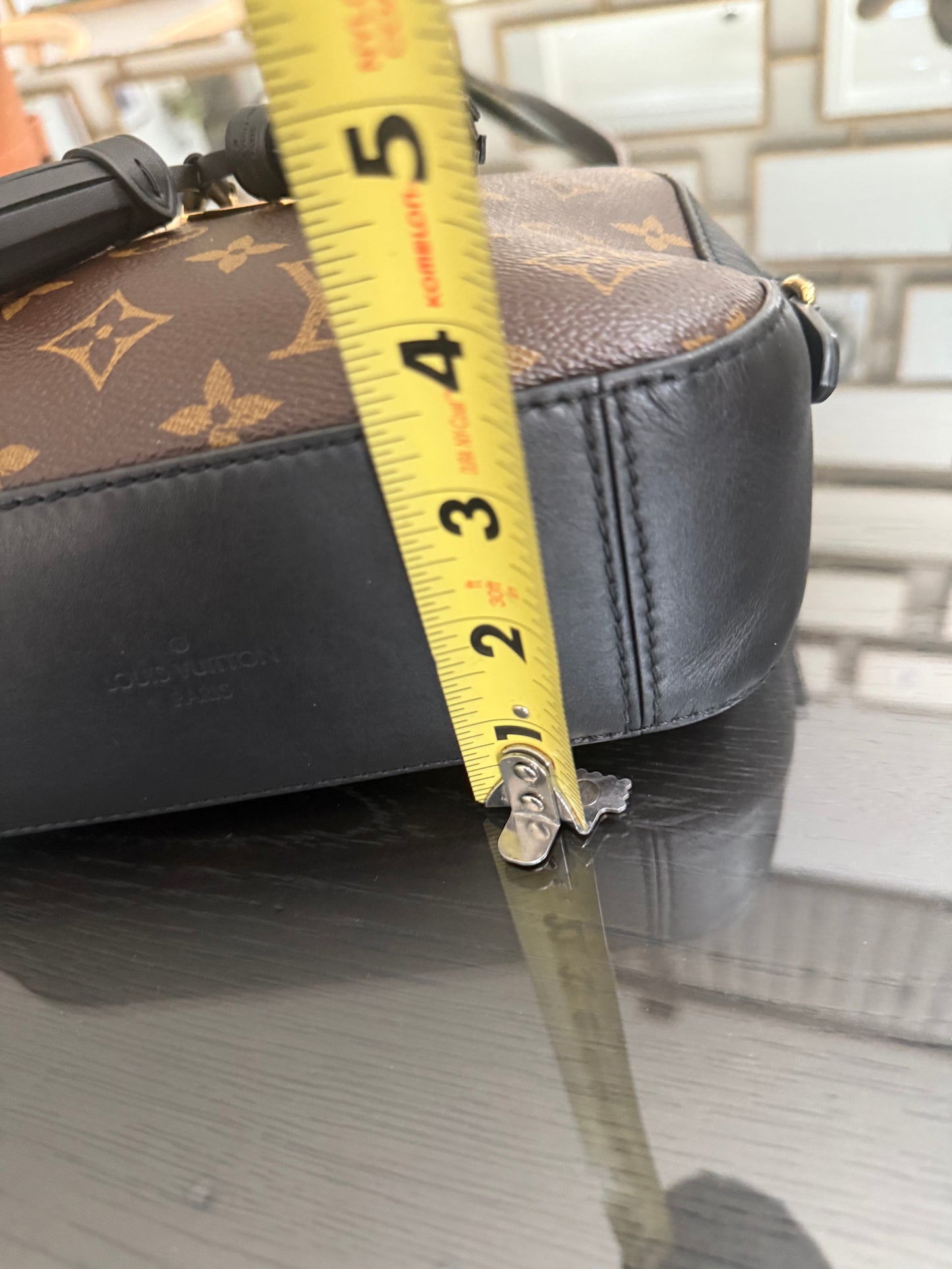 Saintonge Monogram Noir Crossbody -🗓️ Year: 2018