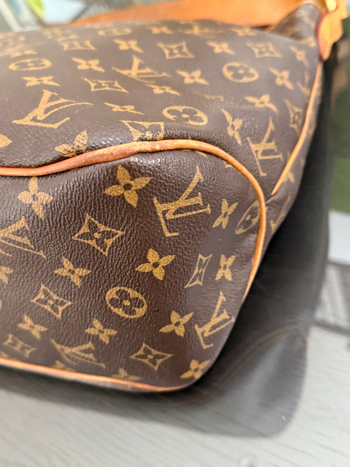 Delightful MM with Dustbag and Insert organizer π
Year: 2011