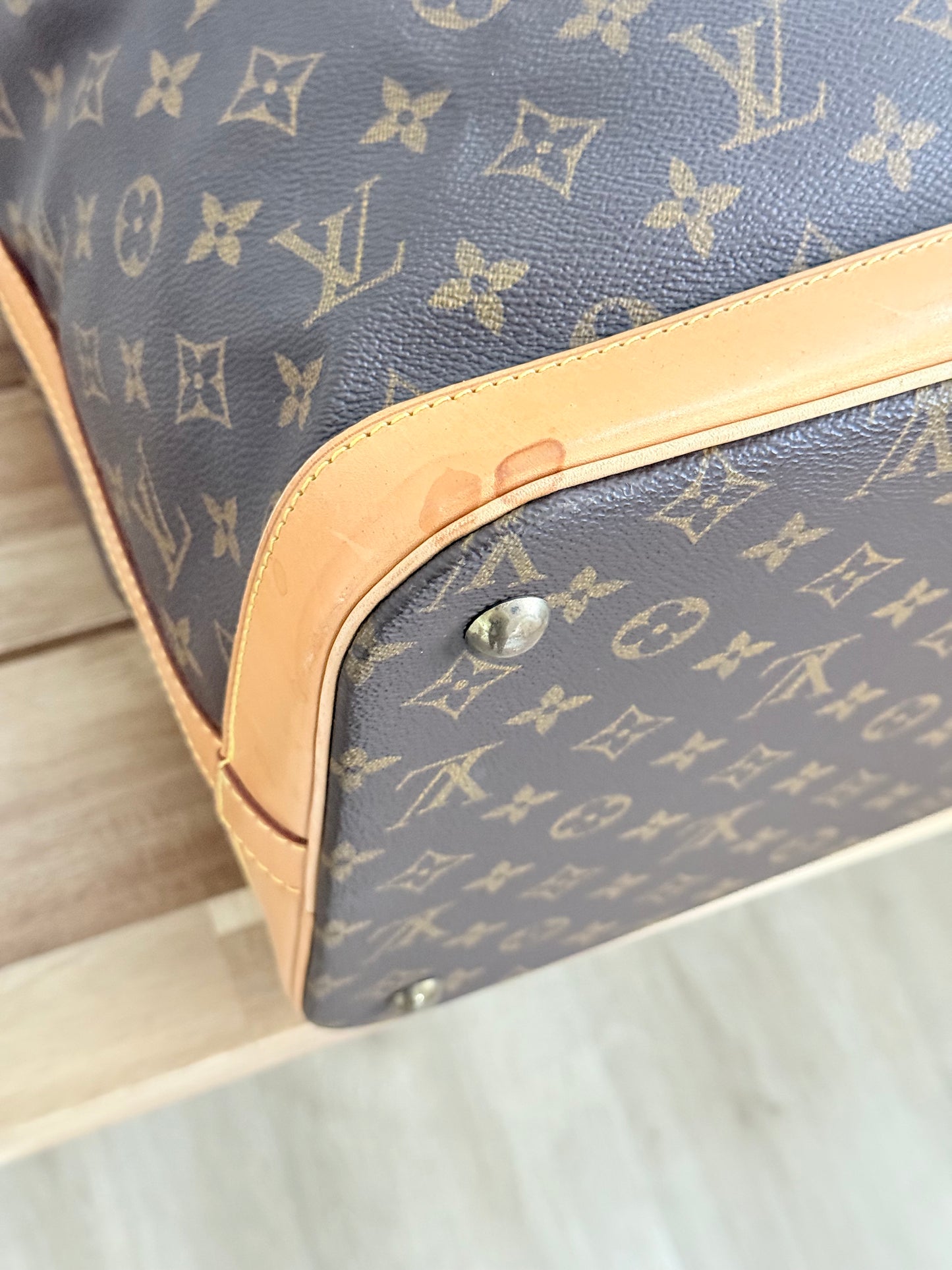 Cruiser 45 with Luggage tag and poignet ποΈ Year: 1999