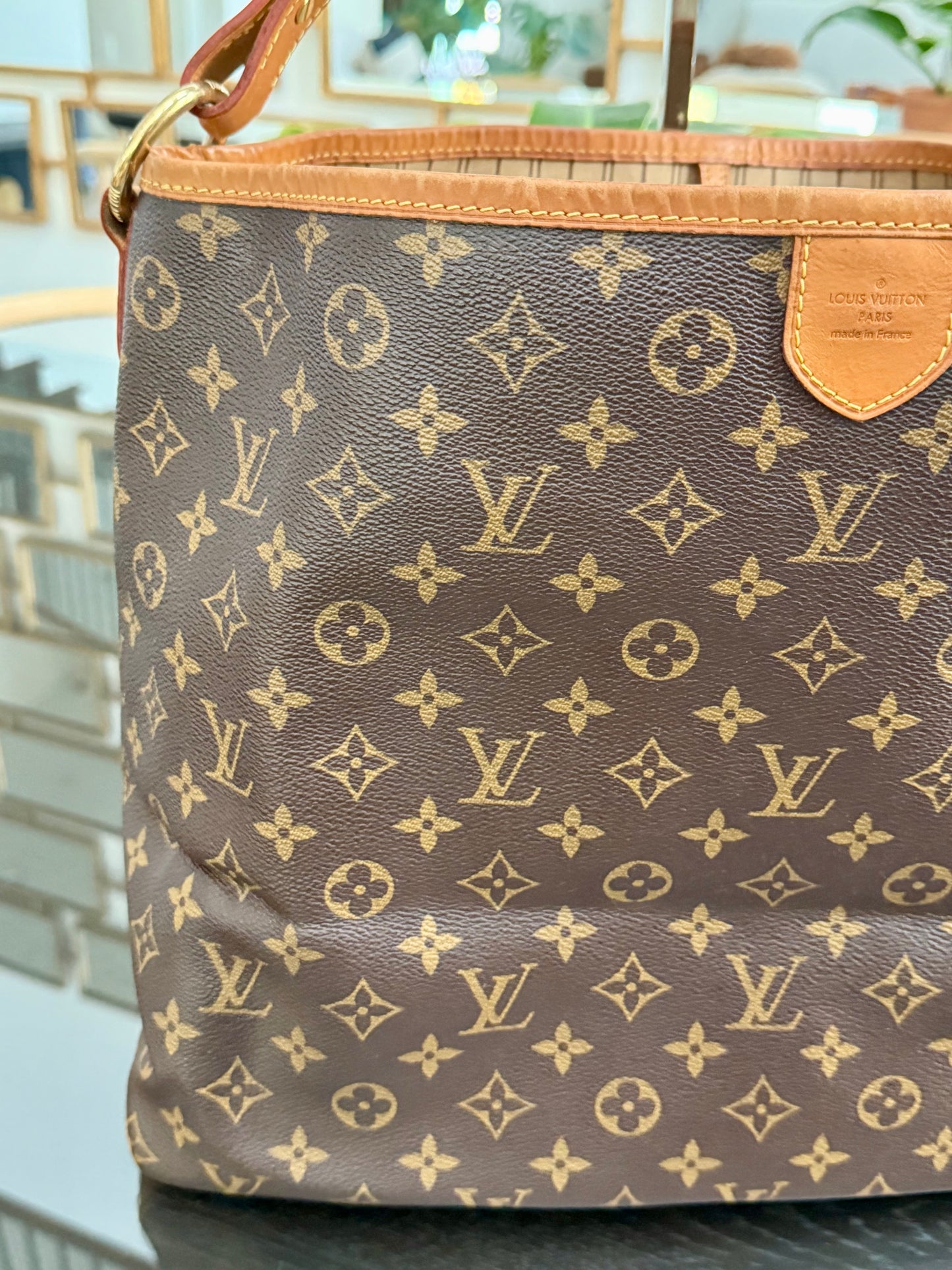 Delightful MM with Dustbag and Insert organizer π
Year: 2011