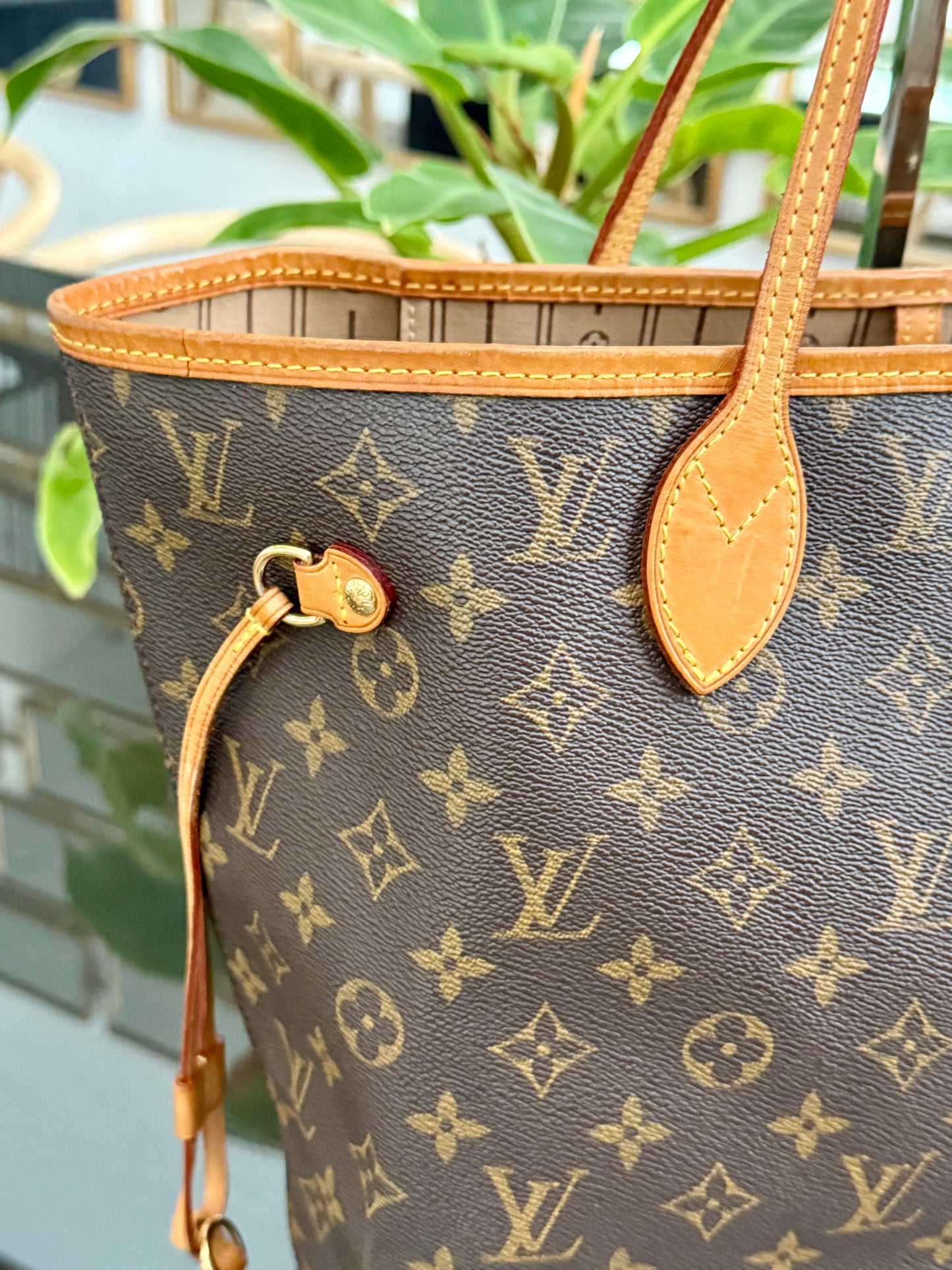 Neverfull MM with Dustbag 🗓️ Year: 2008
