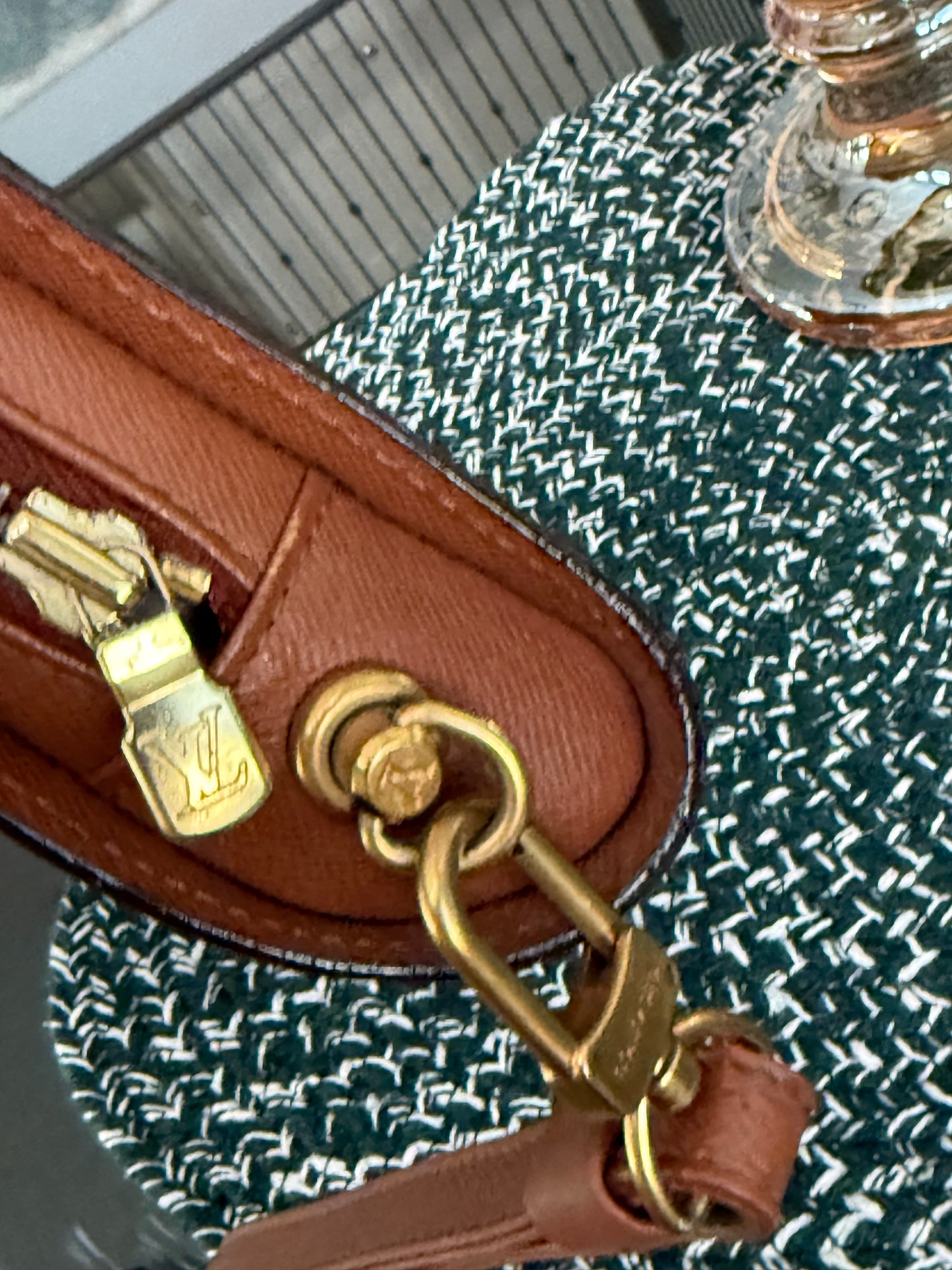 Orsay Clutch ๐๏ธ Year: 1997