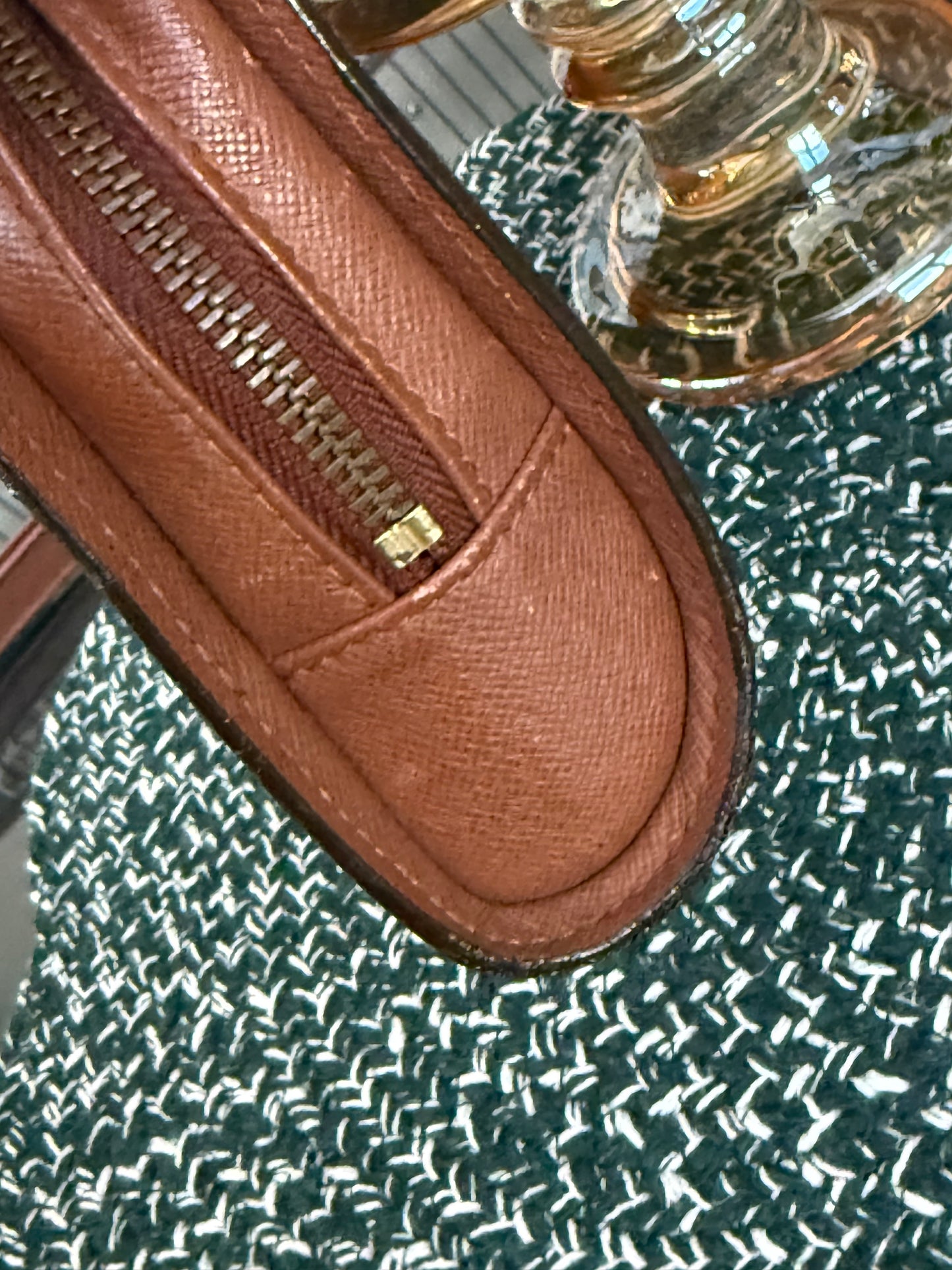 Orsay Clutch ๐๏ธ Year: 1997