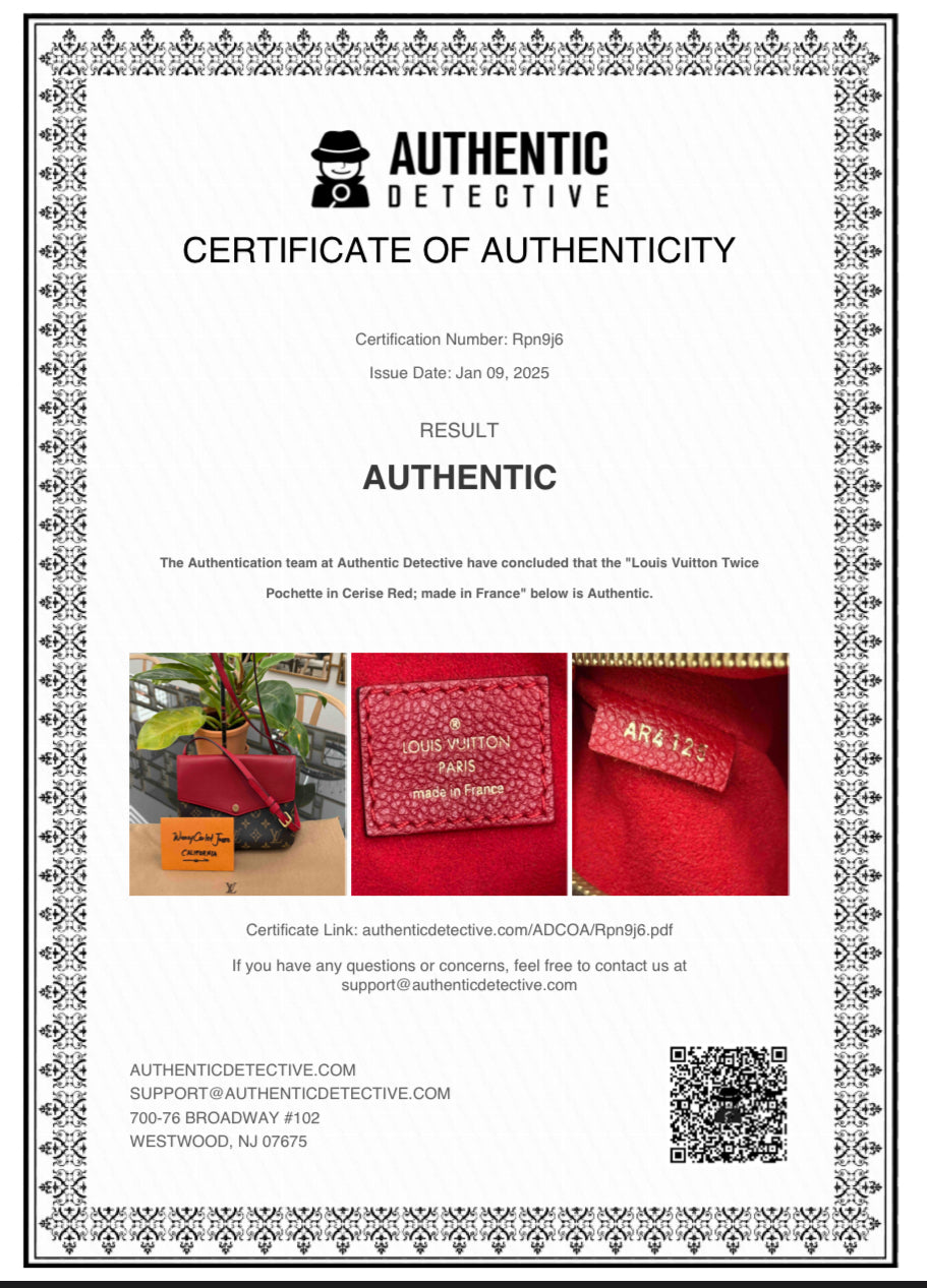 Twice Pochette in Cerise Red with Dustbag -π
Year: 2015
