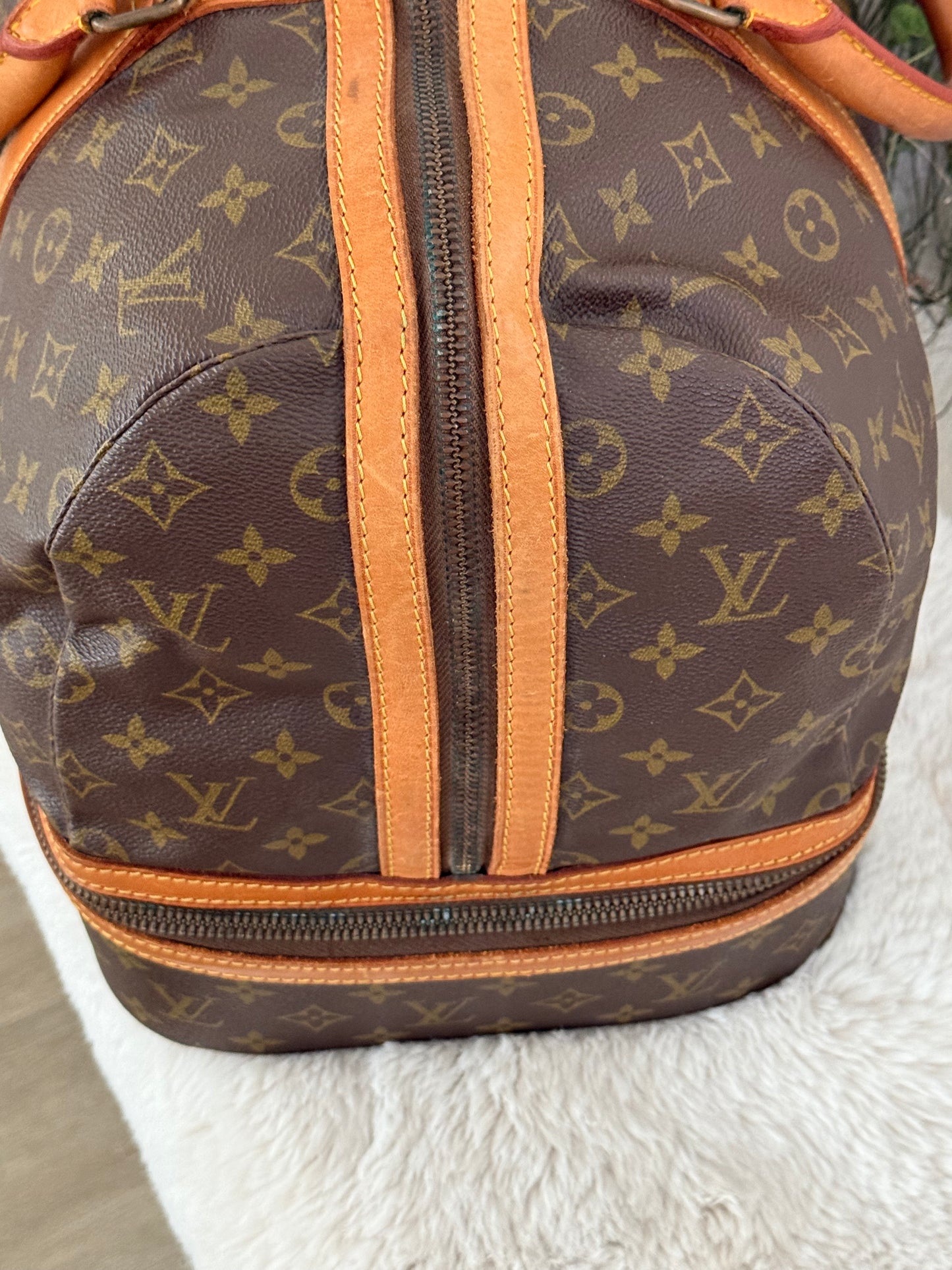 Sac Sport -๐๏ธ Year: Circa 80โs