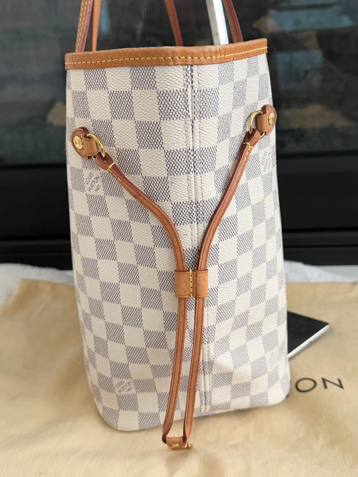 Neverfull MM Azur in Rose Ballerine with Dustbag -Year: 2018