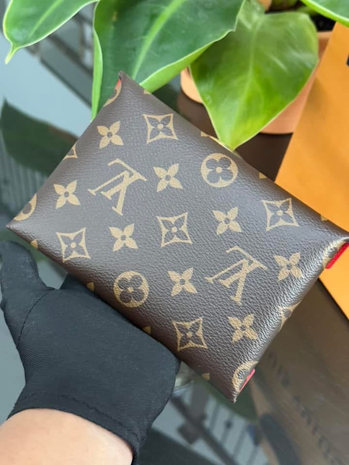 Kirigami Medium Pouch - Microchip