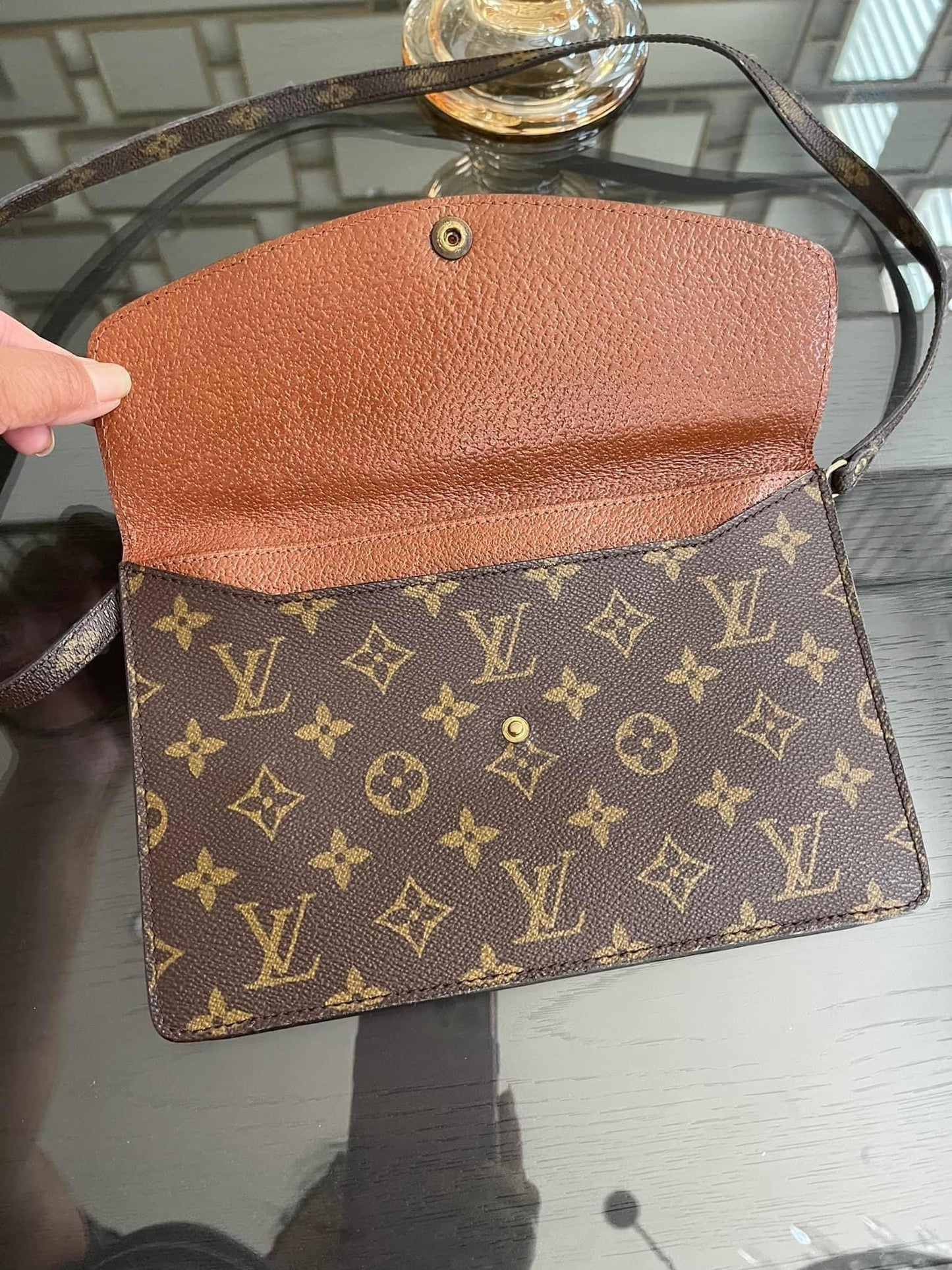 Pochette Double Rabat Sling/Crossbody - Year 1984