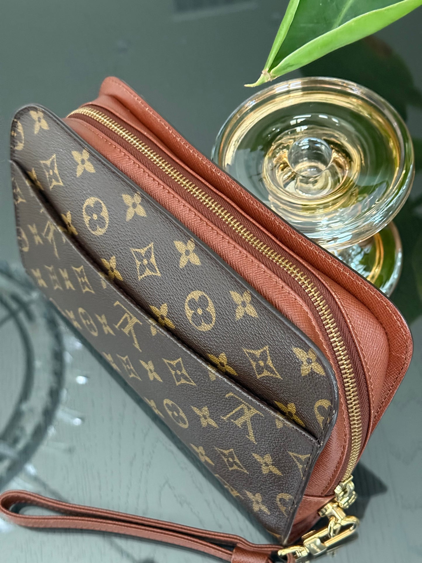 Orsay Clutch -
🗓️ Year: 2000