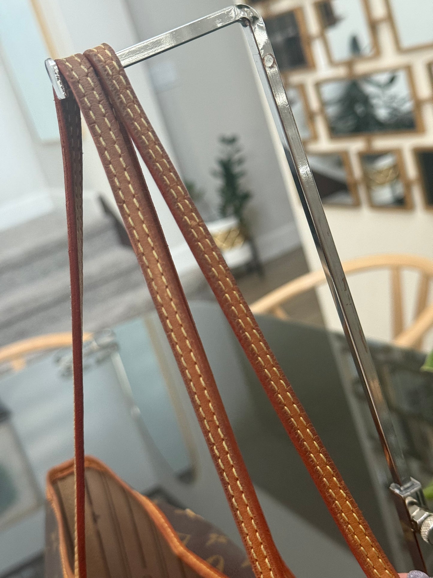 Neverfull GM in Monogram with Insert Organizer 🗓️ Year: 2007