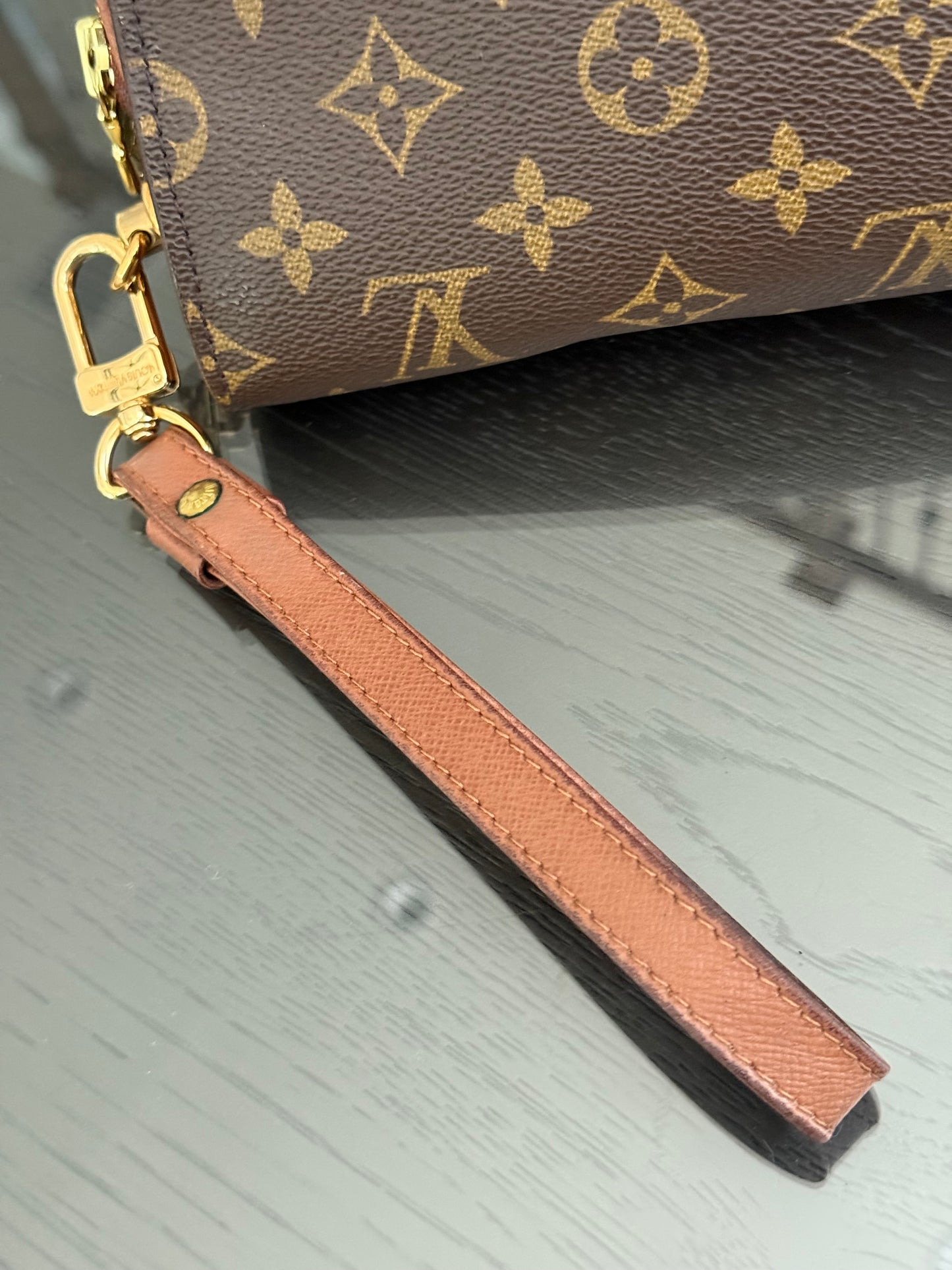 Orsay Clutch -๐๏ธ Year: 1997
