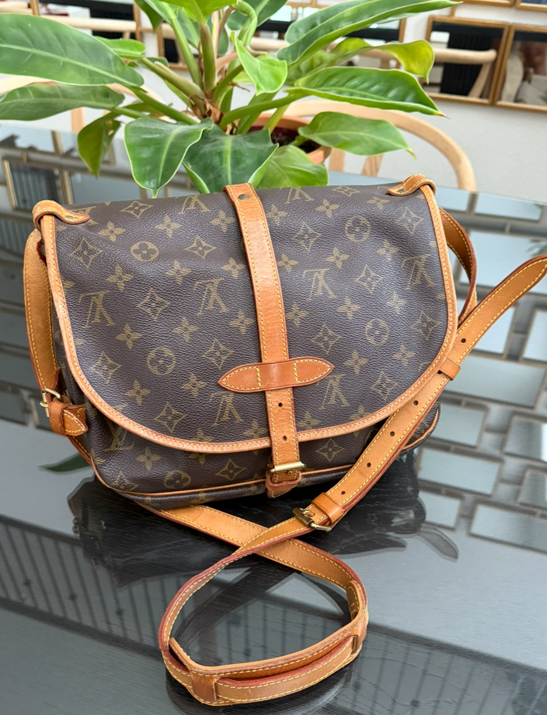 Saumur 30 Crossbody - Year: 1996