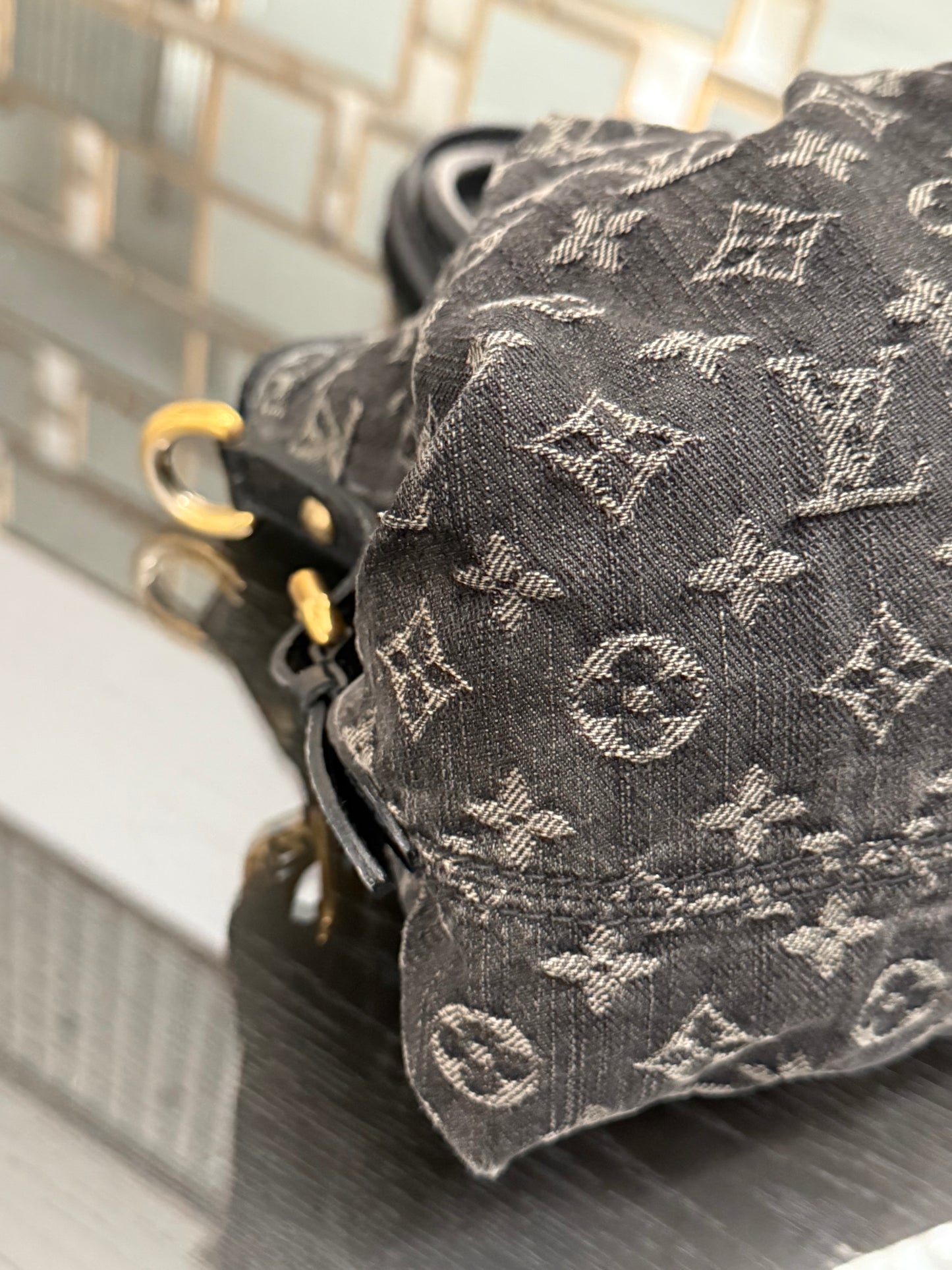 Neo Cabby MM in Black Denim - ๐
Year: 2007