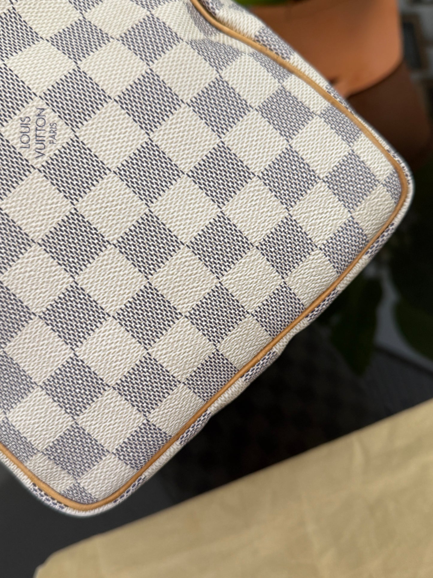 Speedy 30 Azur with Dustbag and insert organizer
๐๏ธ Year: 2007