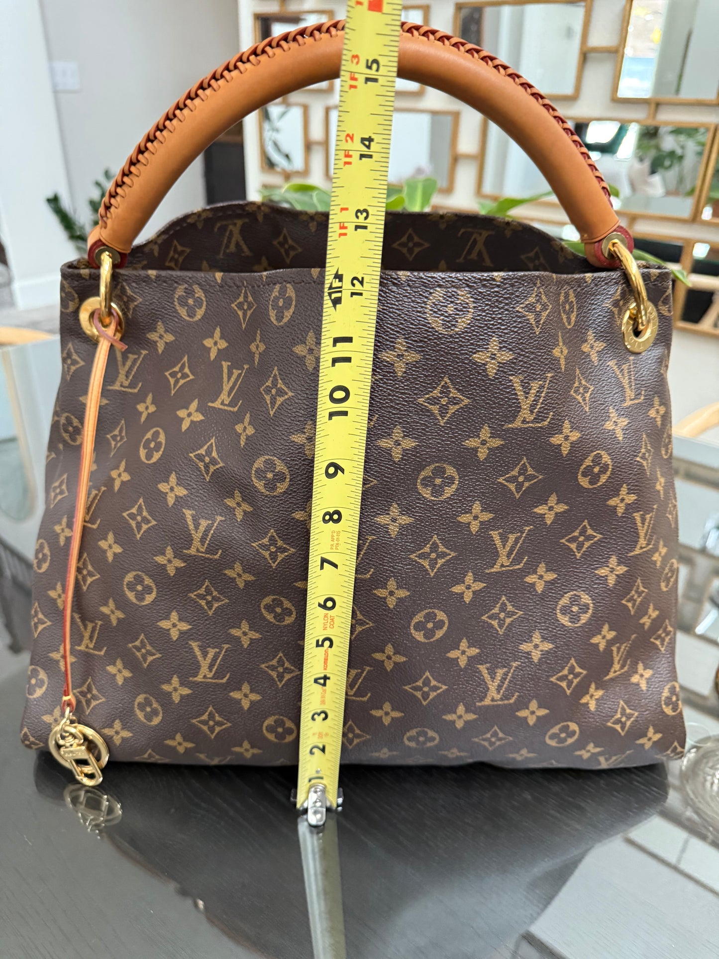 Artsy MM with Dustbag, Insert Organizer and Non branded Scarf - 📅 Year: 2010