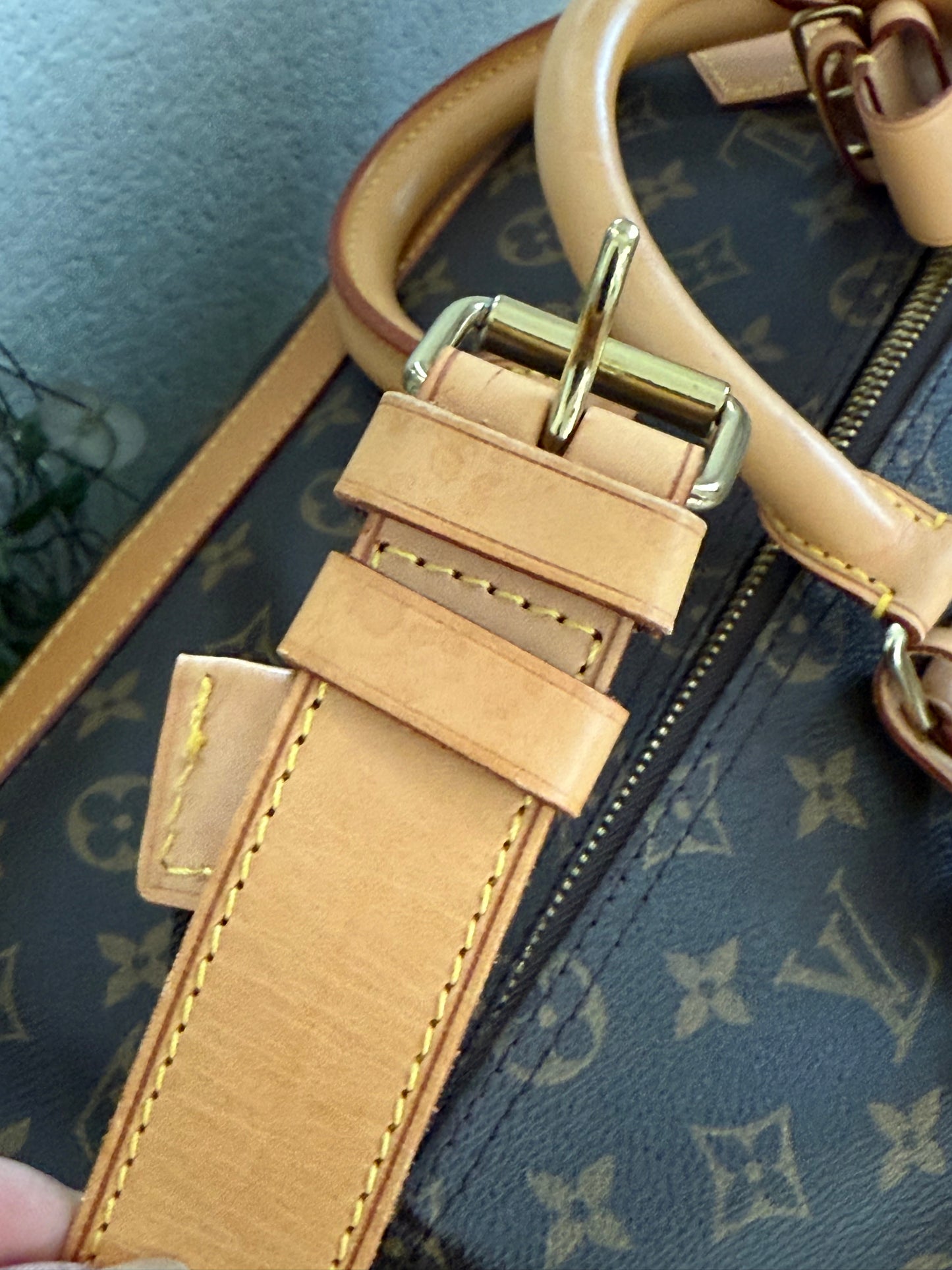 Cruiser 45 with Luggage tag and poignet ποΈ Year: 1999