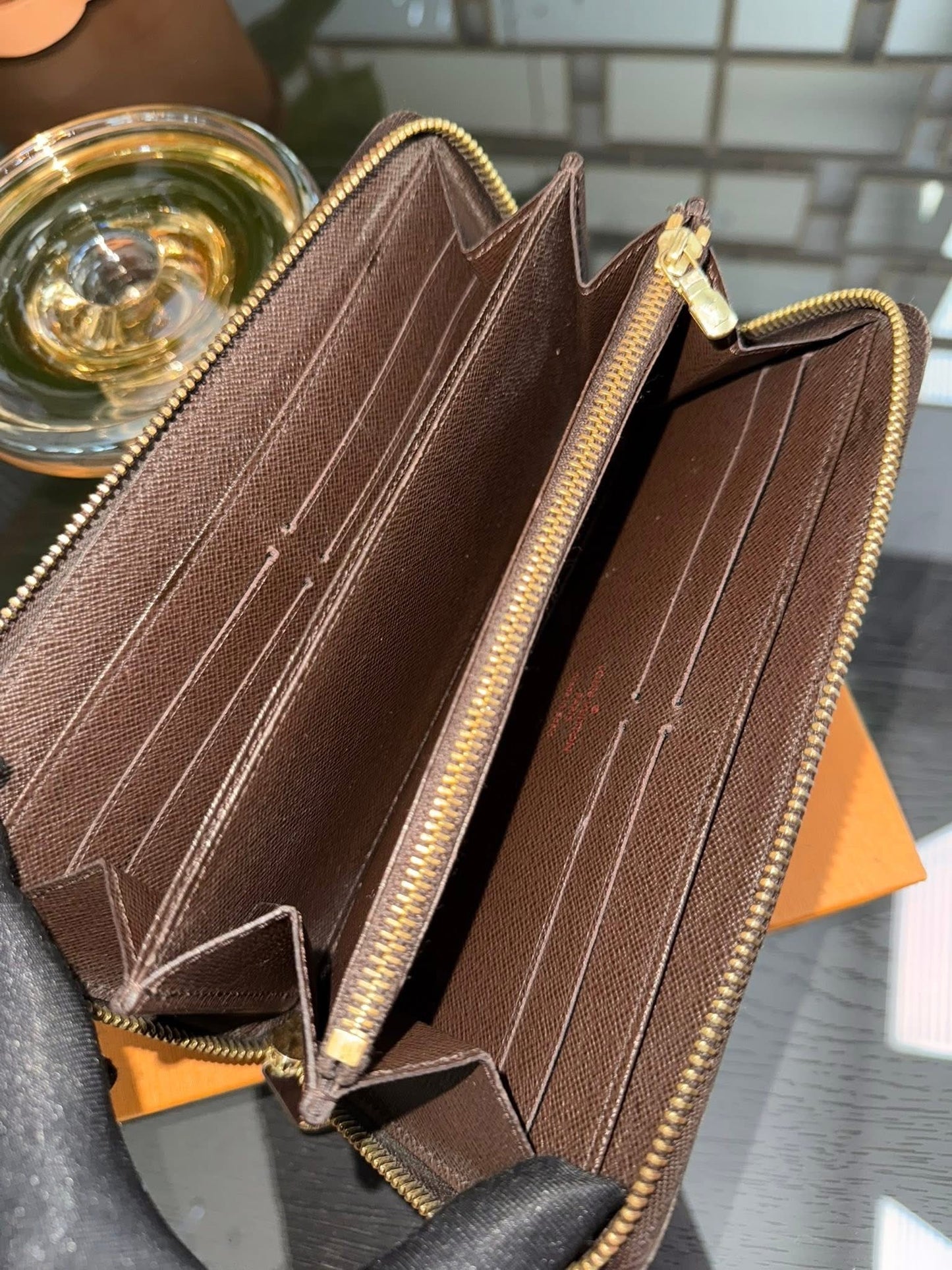 Zippy Long Wallet in DE with Box Year: 2013
