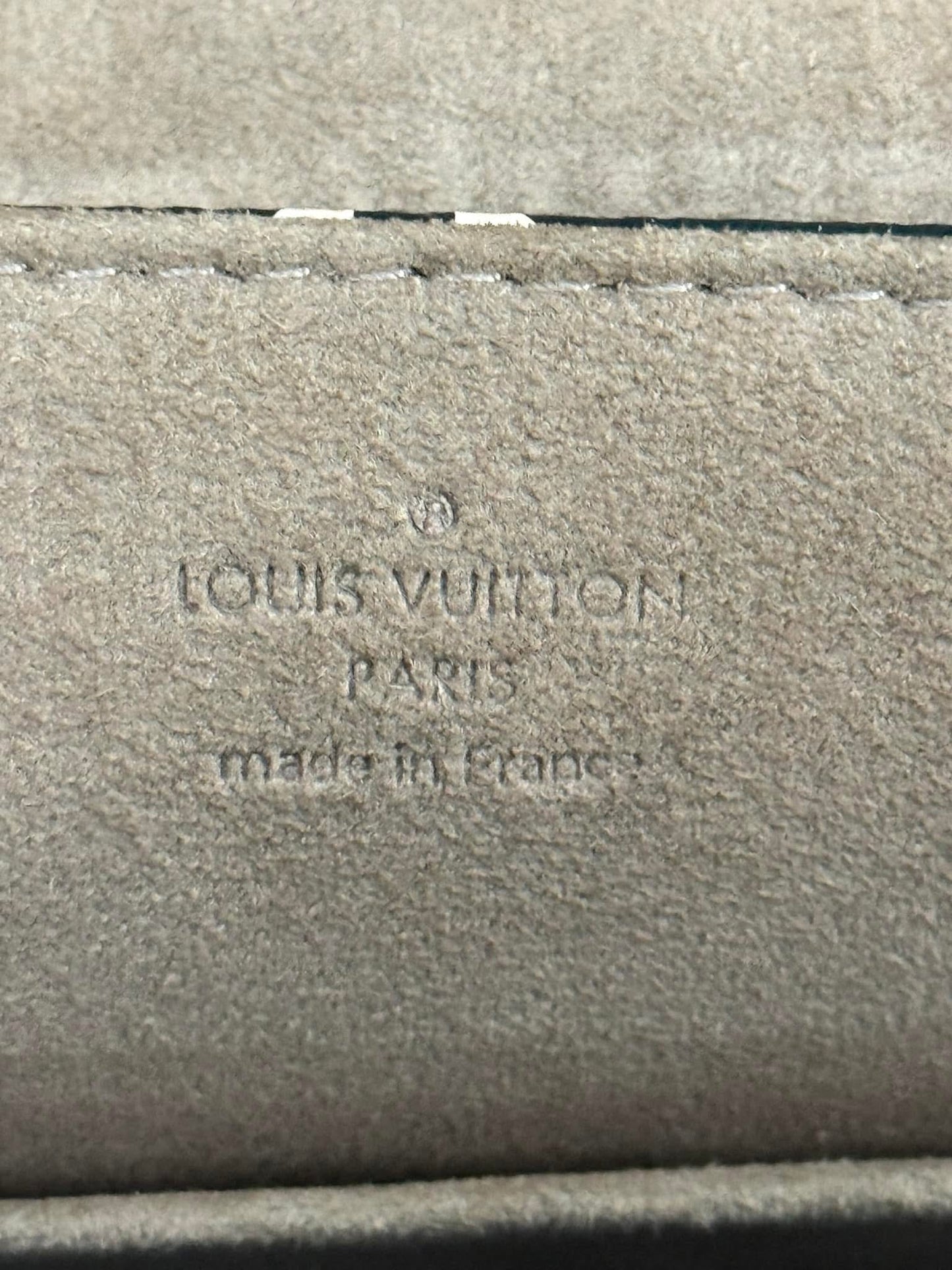 Multicolor Beverly MM with Dustbag π
Year: 2008