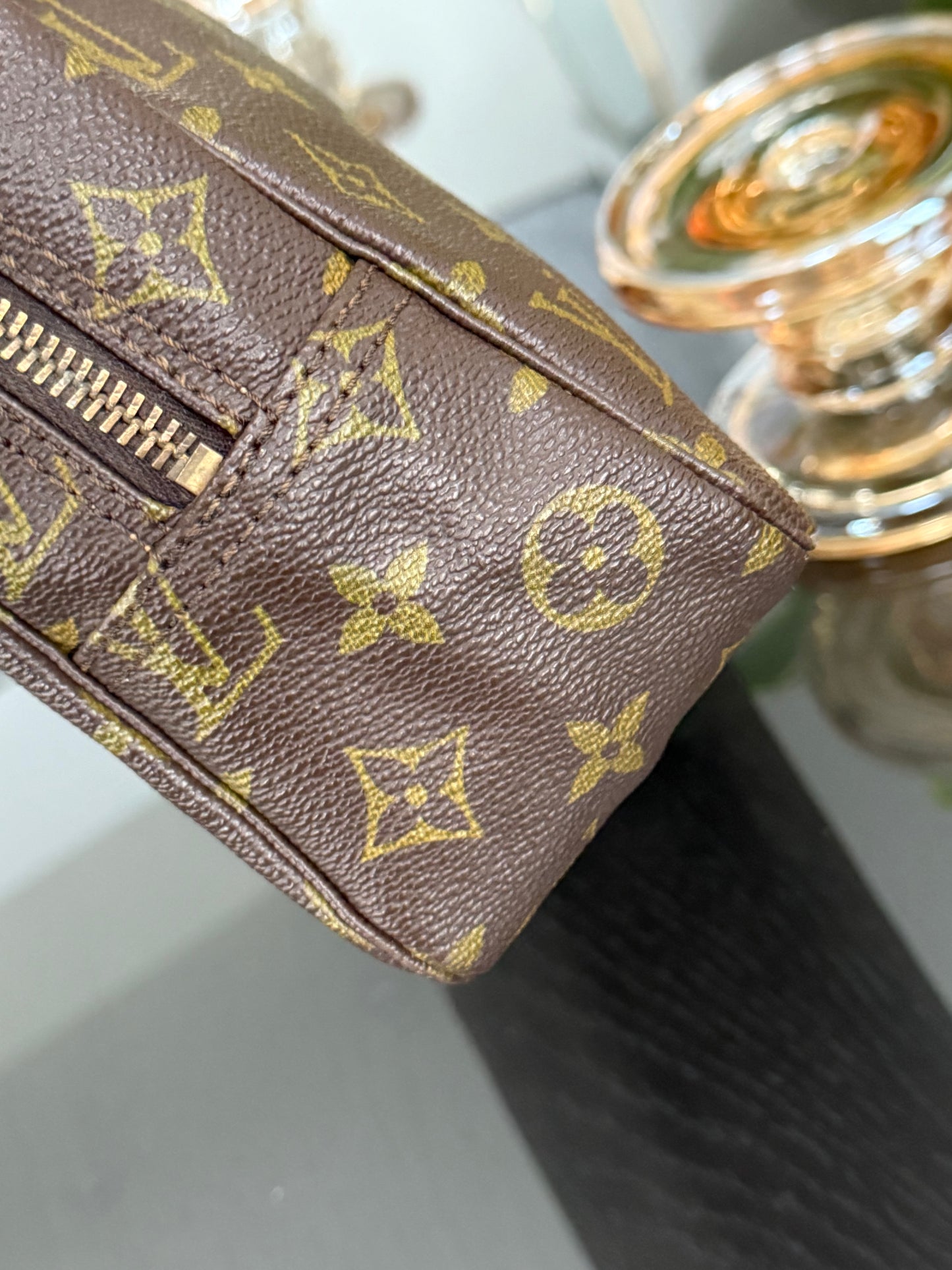 Trousse 28 -Pre Date Code