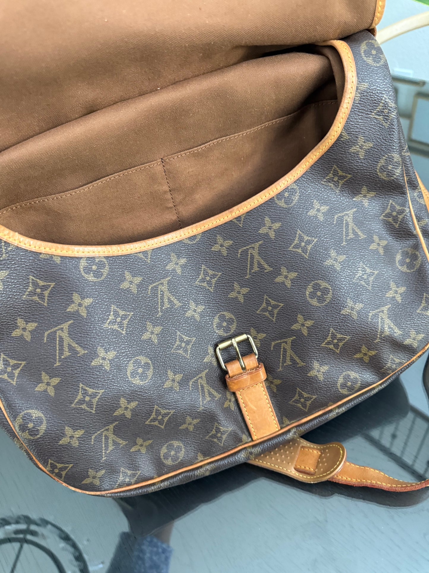 Saumur 35 Crossbody -๐๏ธ Year: 1992