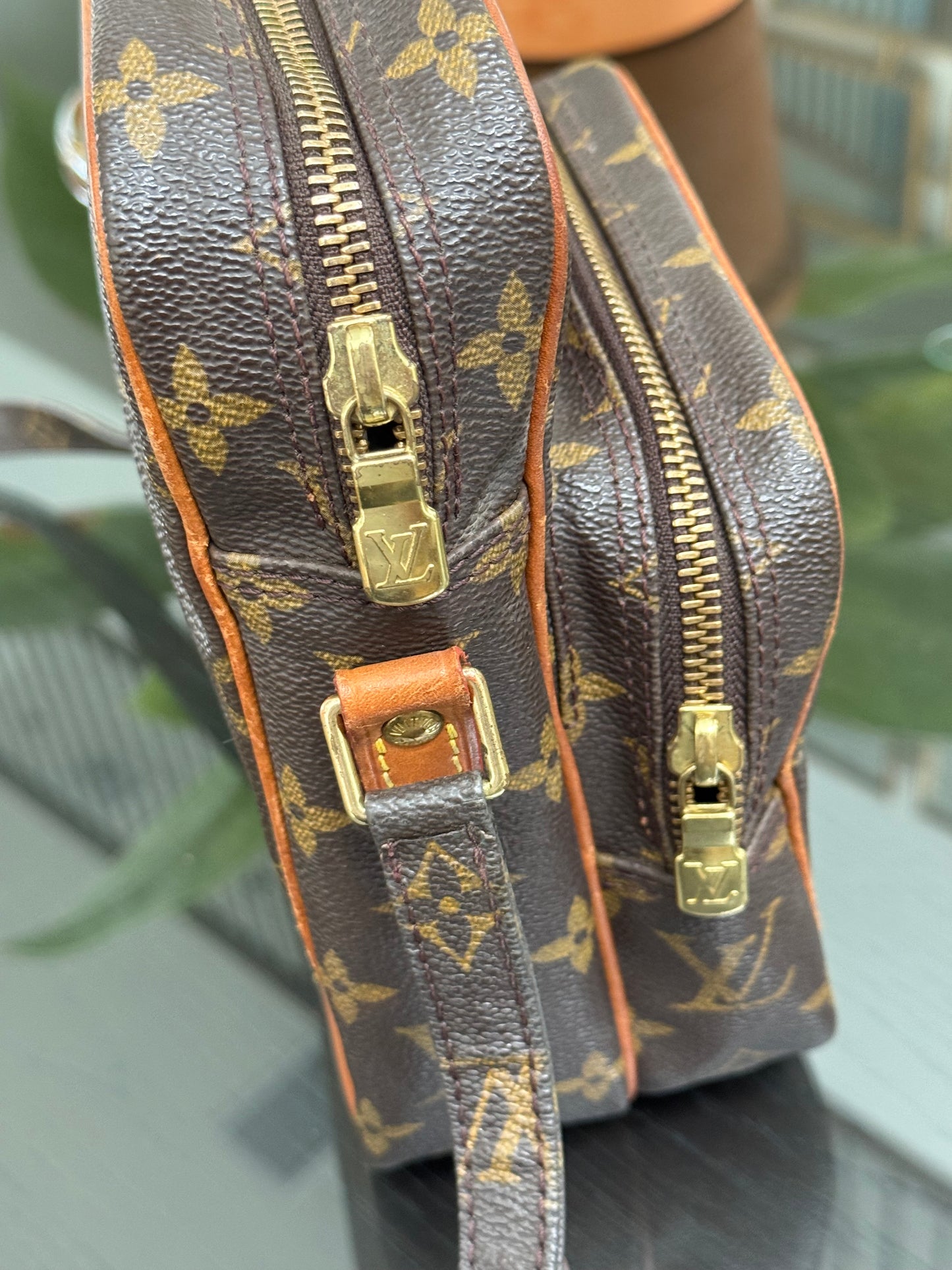 Amazon Crossbody Bag -Year: 1999