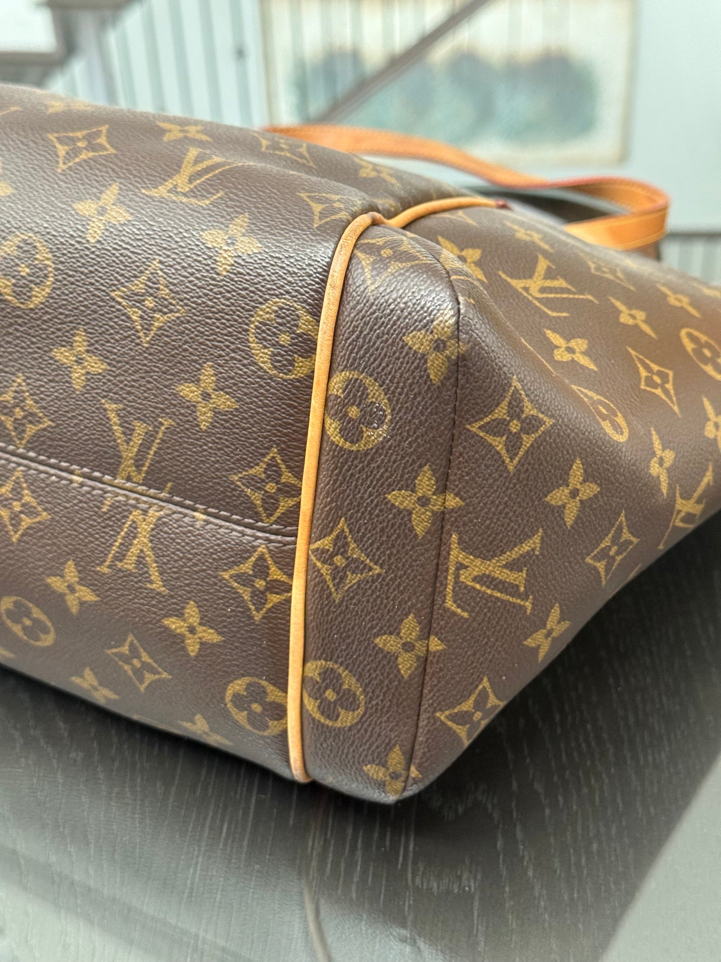 Totally MM with Dustbag and Insert Organizer -Year: 2010