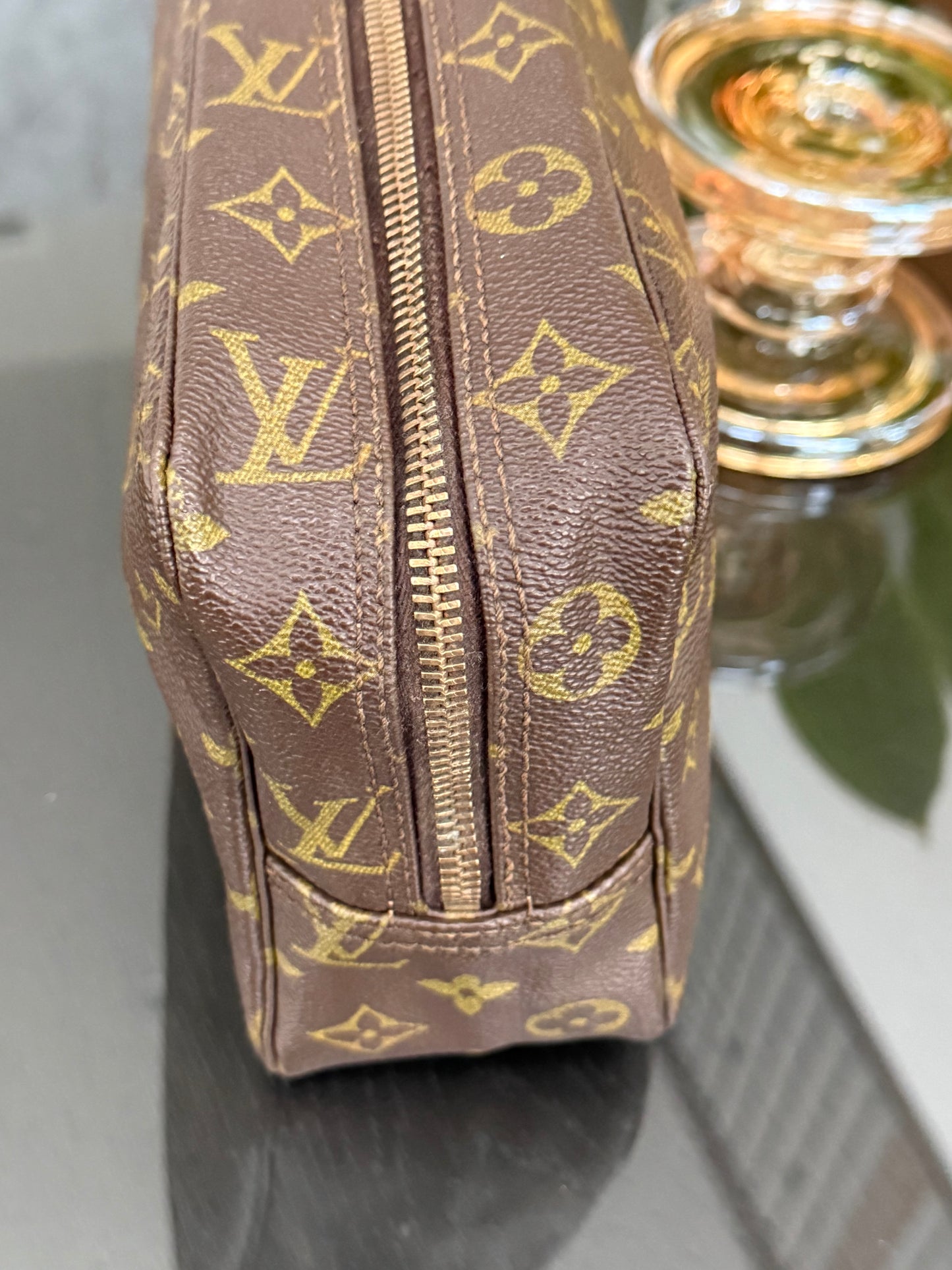 Trousse 28 -Pre Date Code