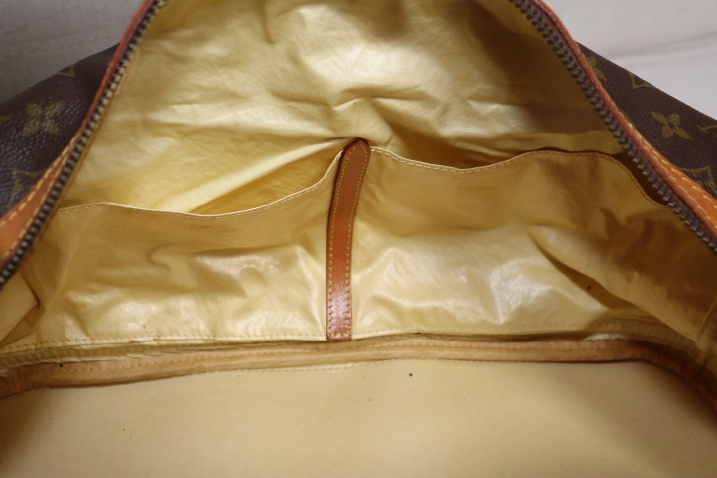 Sac Sport -๐๏ธ Year: Circa 80โs