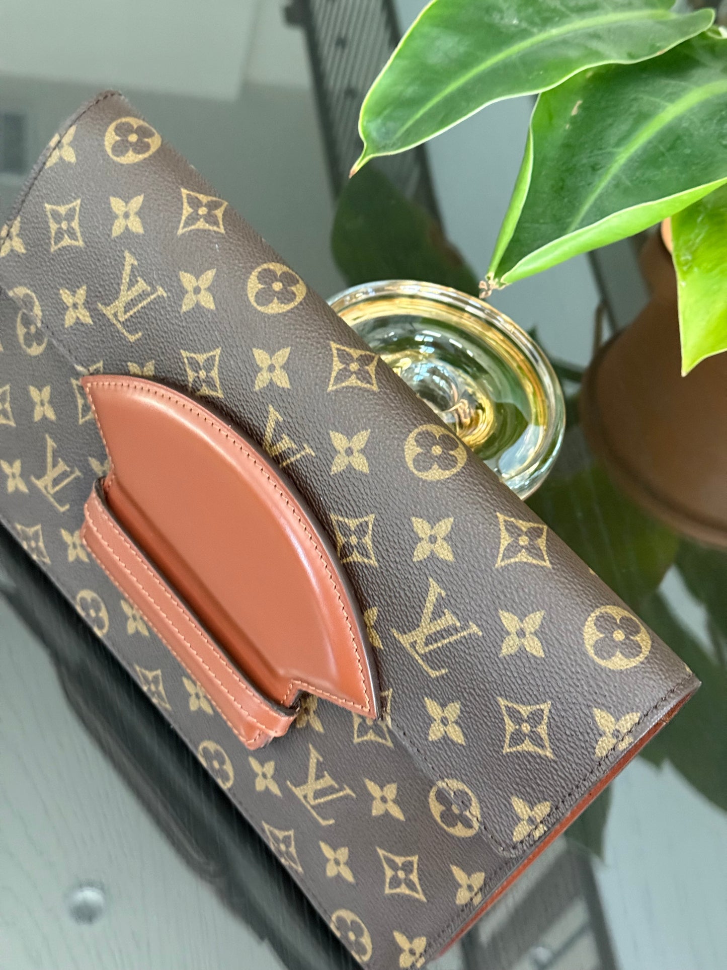 Chaillot Clutch w/ Dustbag 🗓️ Year: 1987