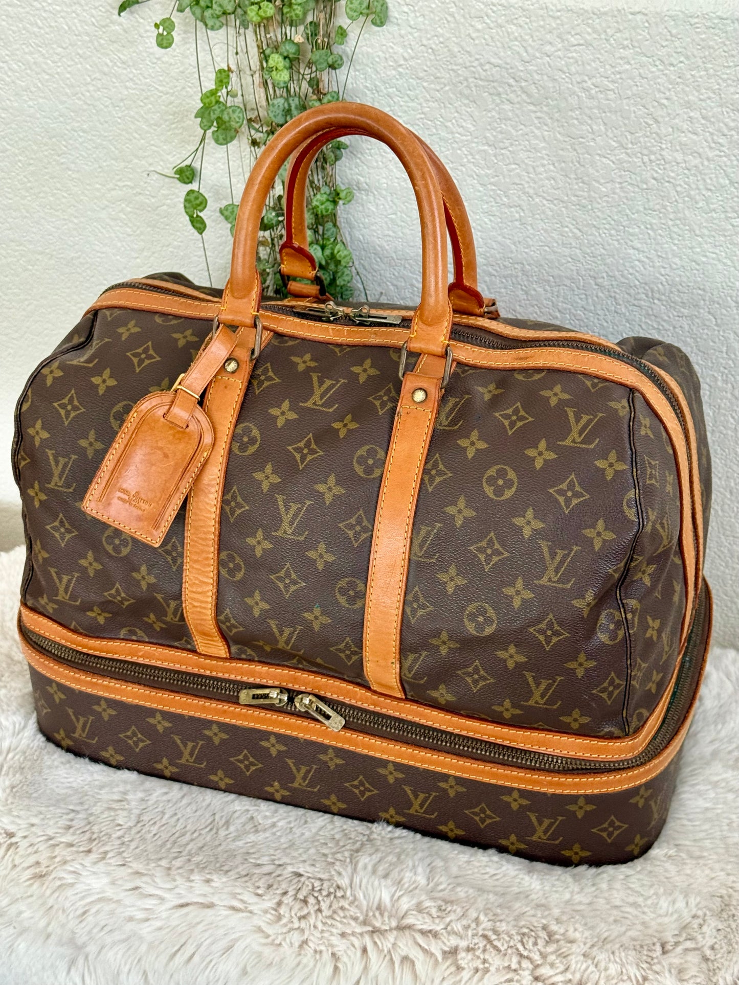 Sac Sport -๐๏ธ Year: Circa 80โs