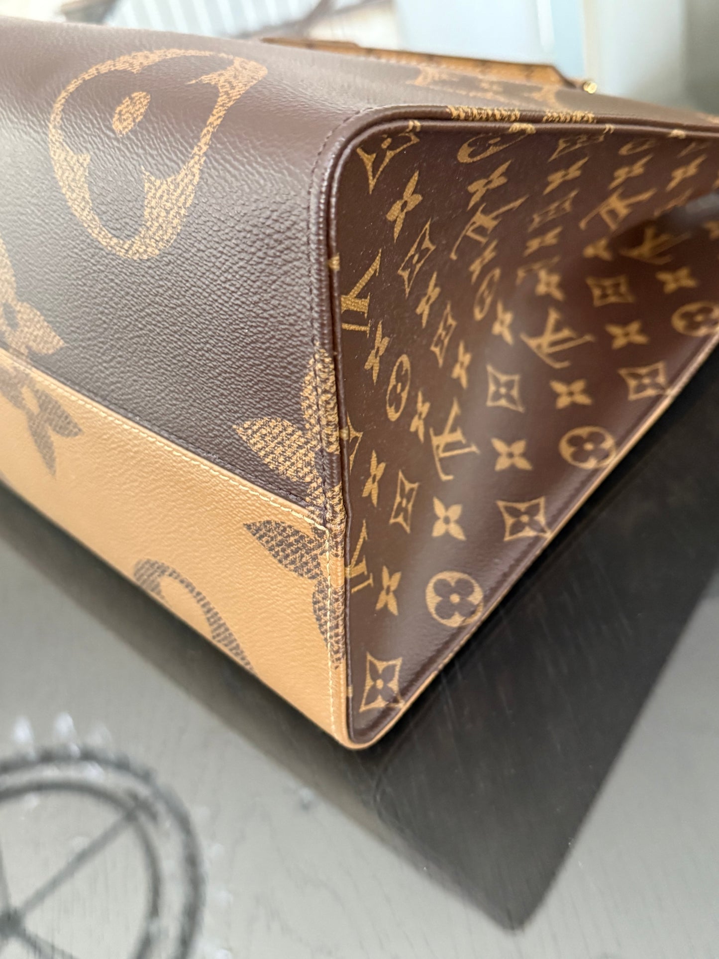 On The Go GM in Monogram -Microchip