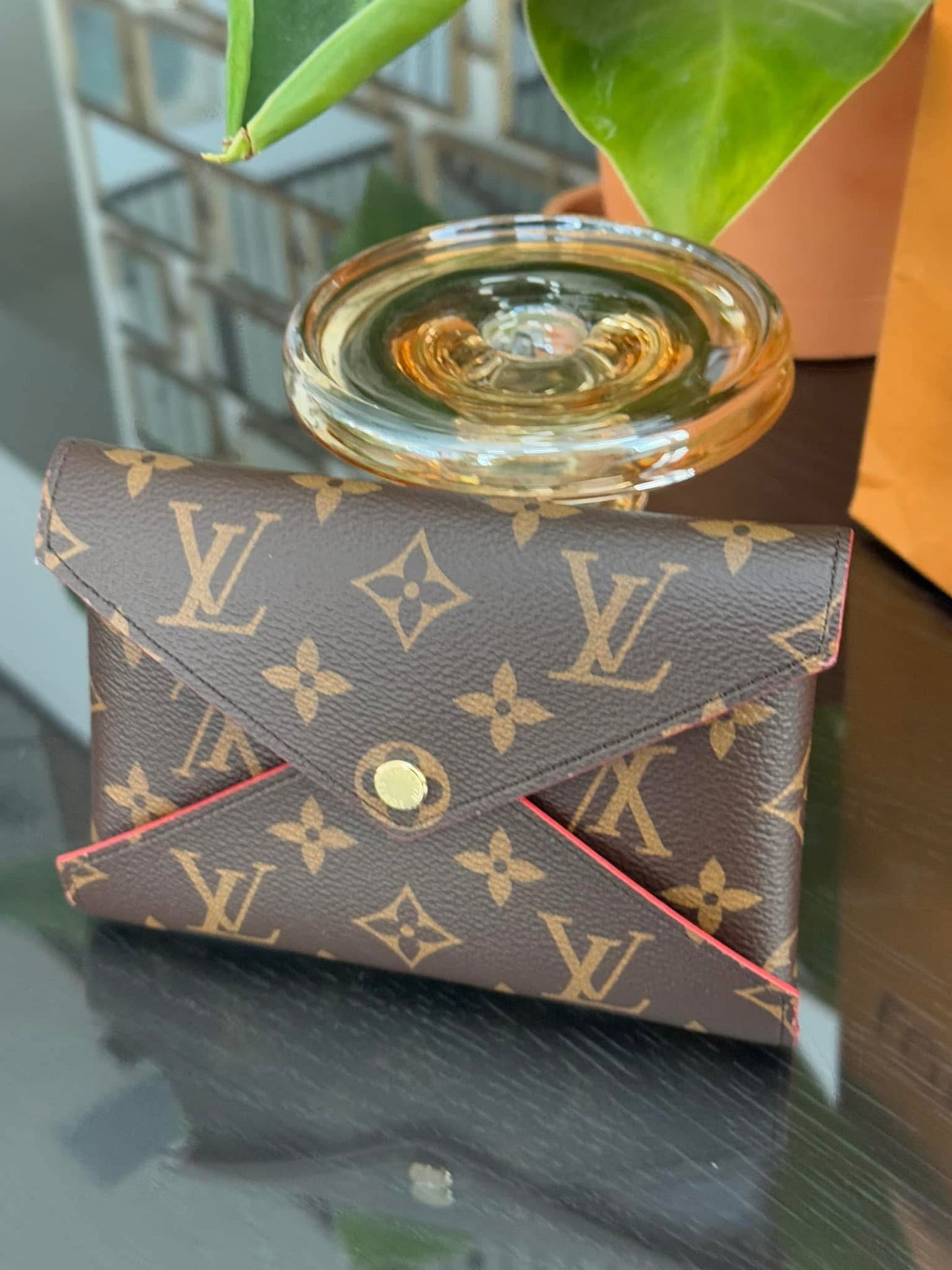 Kirigami Medium Pouch - Microchip