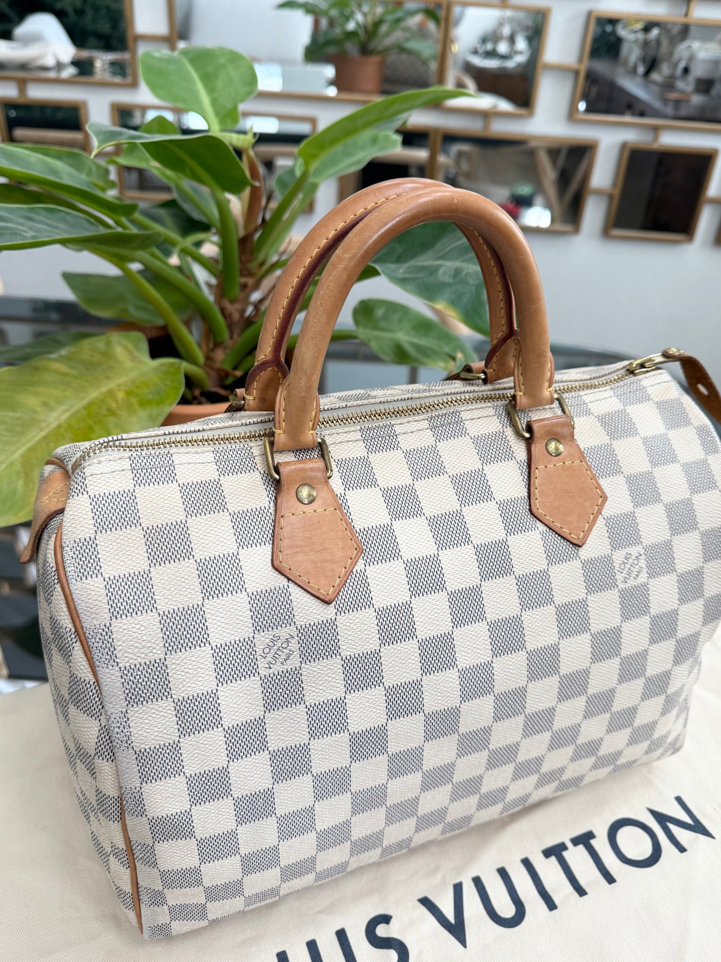 Speedy 30 Azur with π Lock & Keys and Dustbag
ποΈ Year: 2012