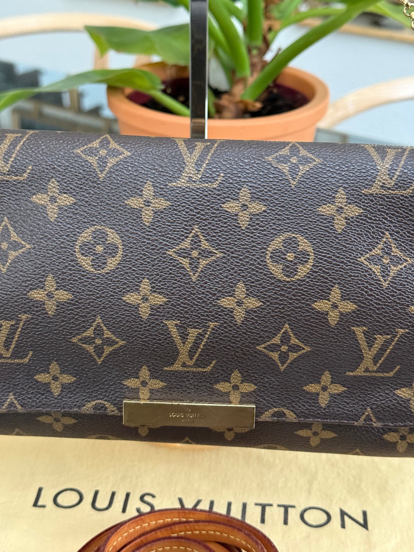 Favorite MM in Monogram with Dustbag, Box and Paper Bag -๐๏ธ Year: 2016