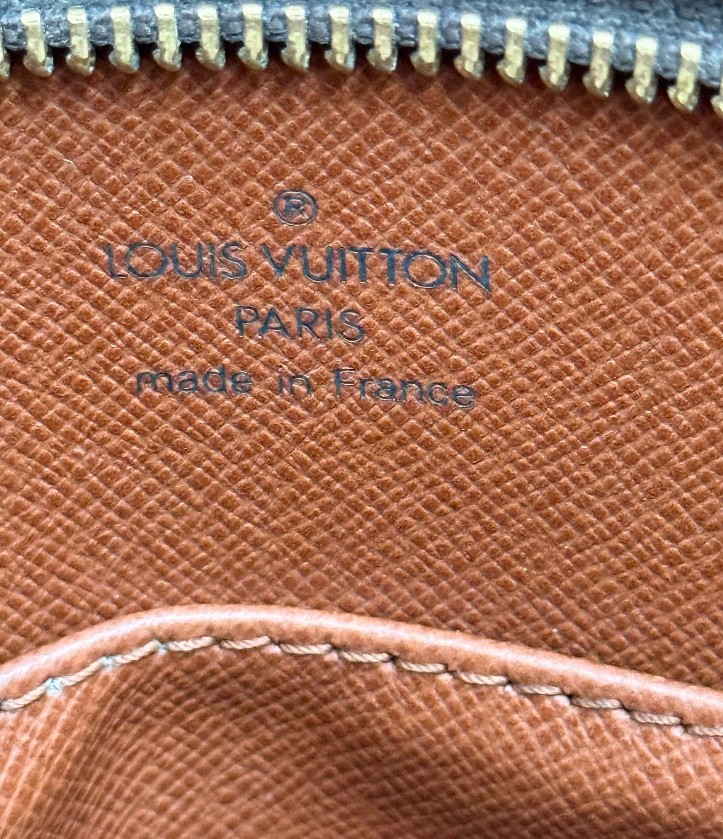 Drouot Crossbody
π
Year: 1997