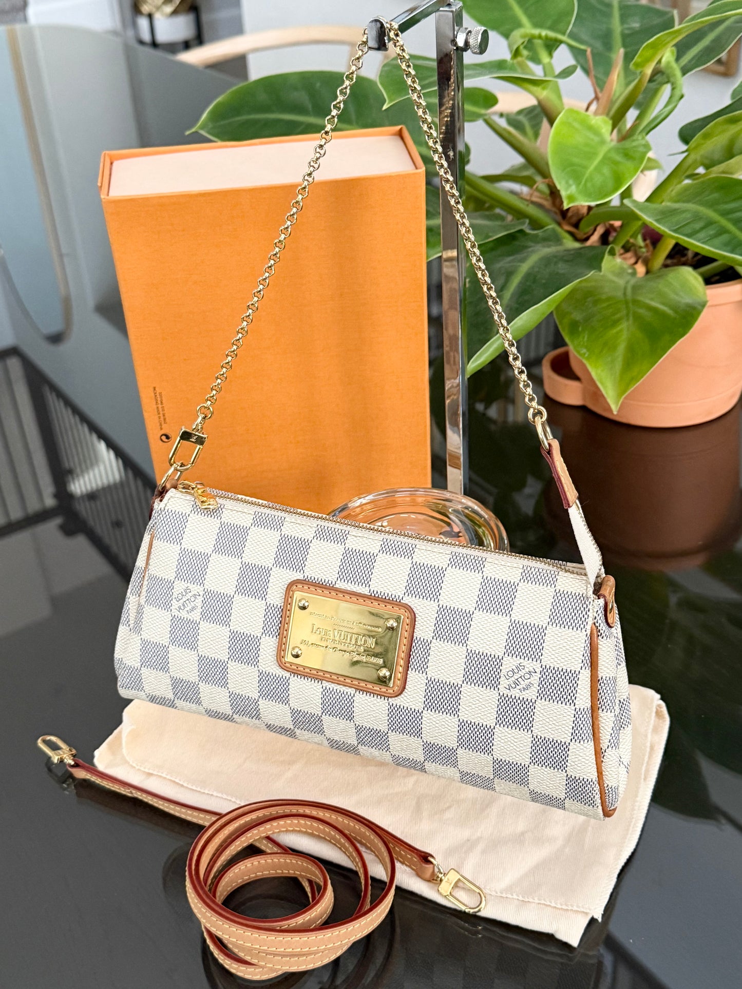 Eva Clutch in Azur with Dustbag and box ๐๏ธ Year: 2010