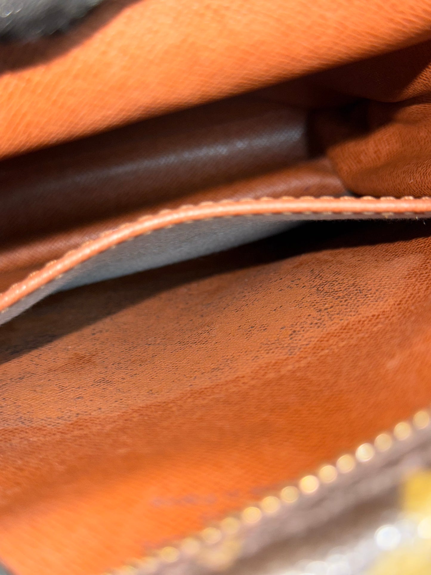 Amazon Crossbody Bag -Year: 1999