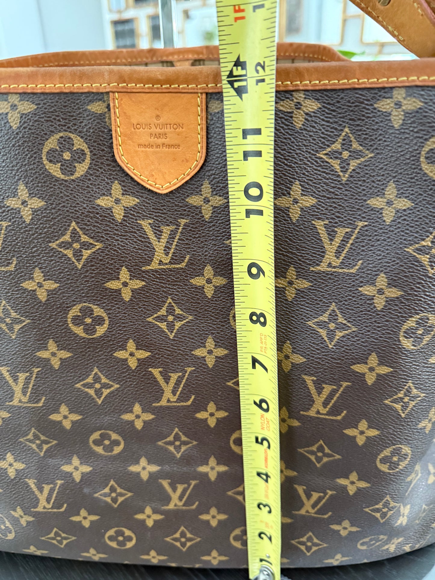 Delightful MM with Dustbag and Insert organizer π
Year: 2011