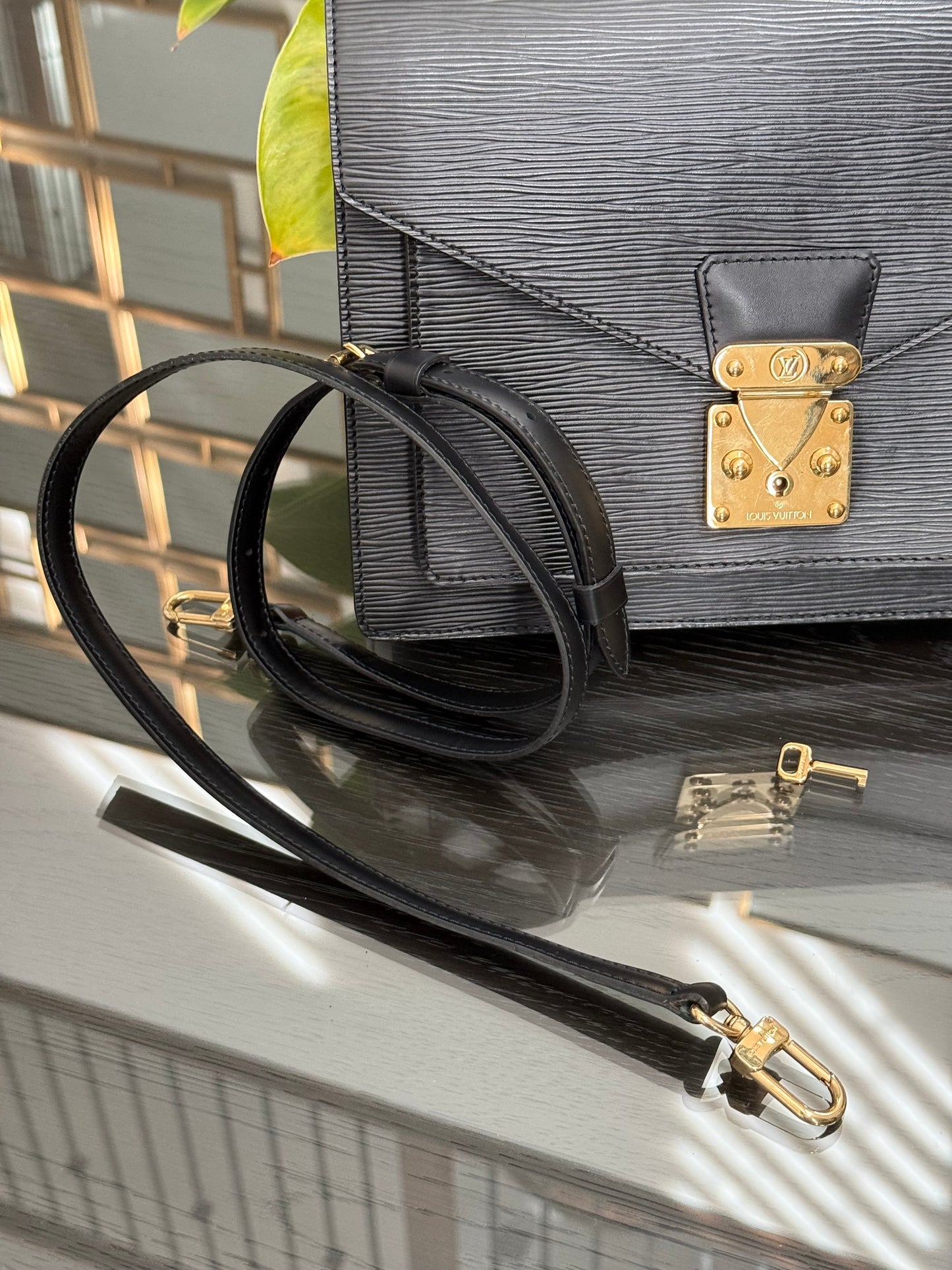 Epi Black Monceau 28 Crossbody 2 Way Bag - 📅 Year: 1997