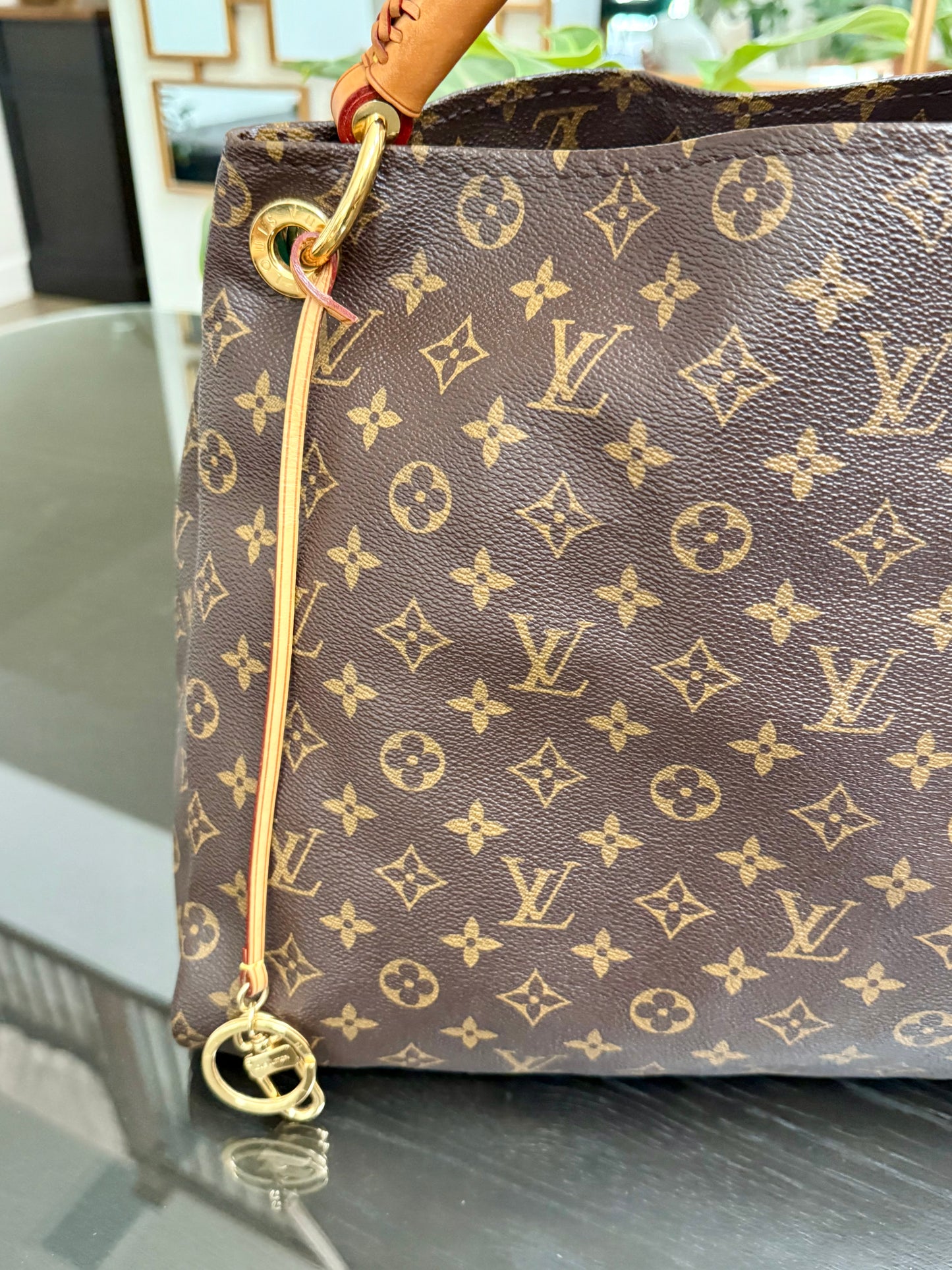 Artsy MM with Dustbag, Insert Organizer and Non branded Scarf - 📅 Year: 2010